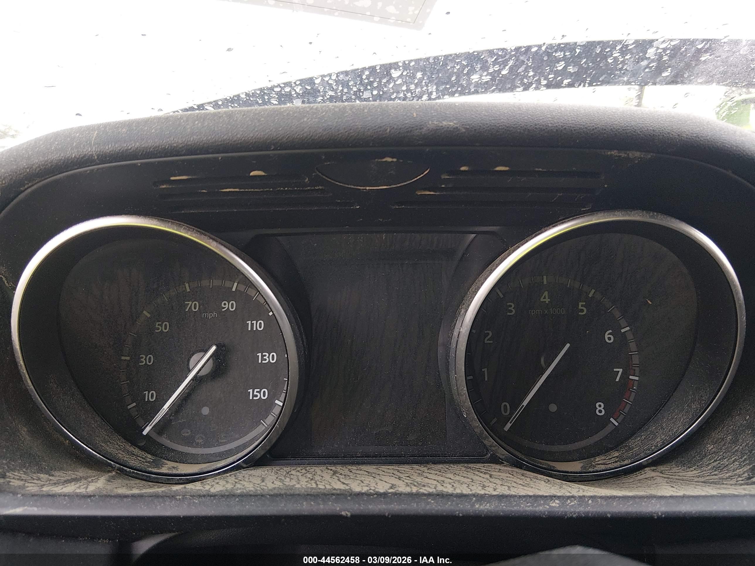 LAND ROVER image 7