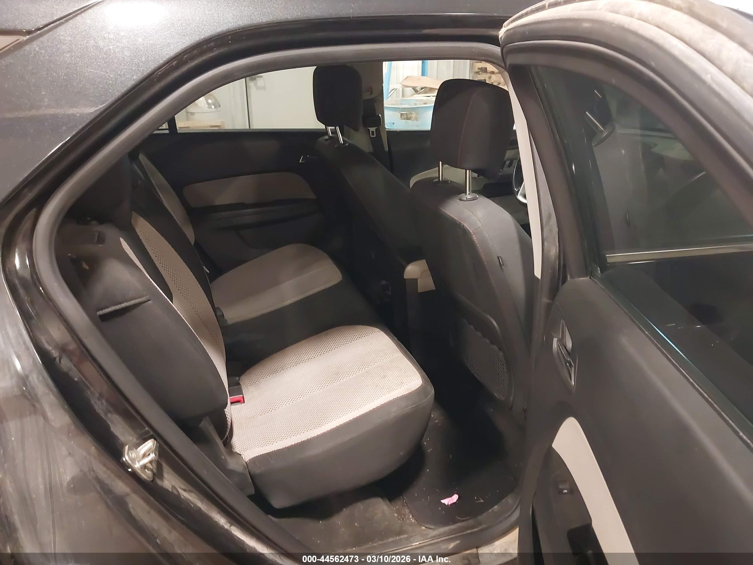 CHEVROLET EQUINOX image 8