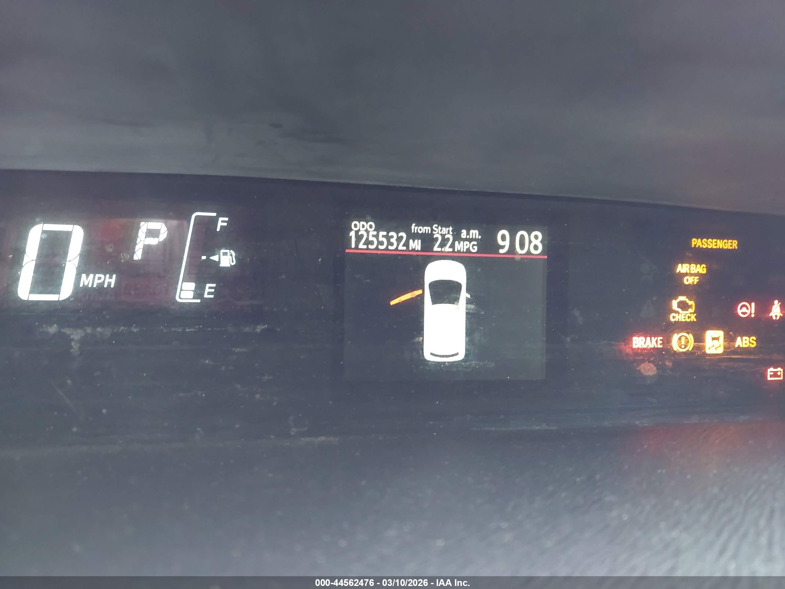 TOYOTA PRIUS image 7