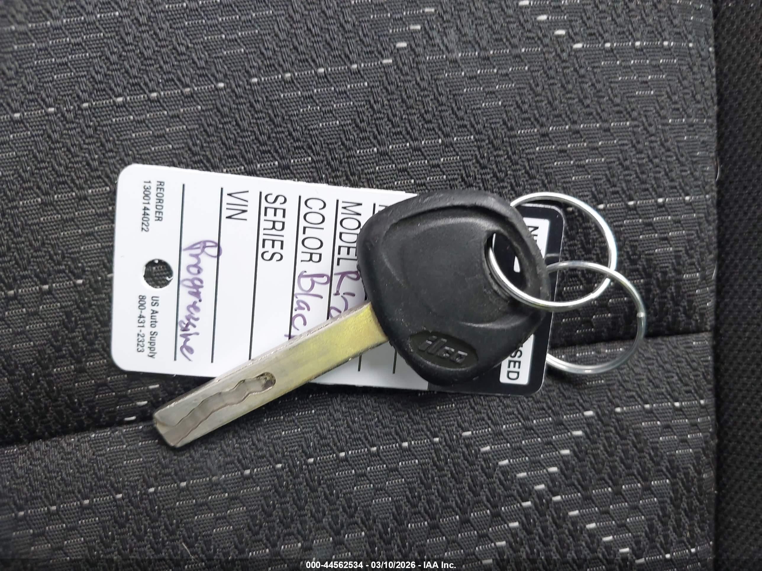 KIA RIO image 11