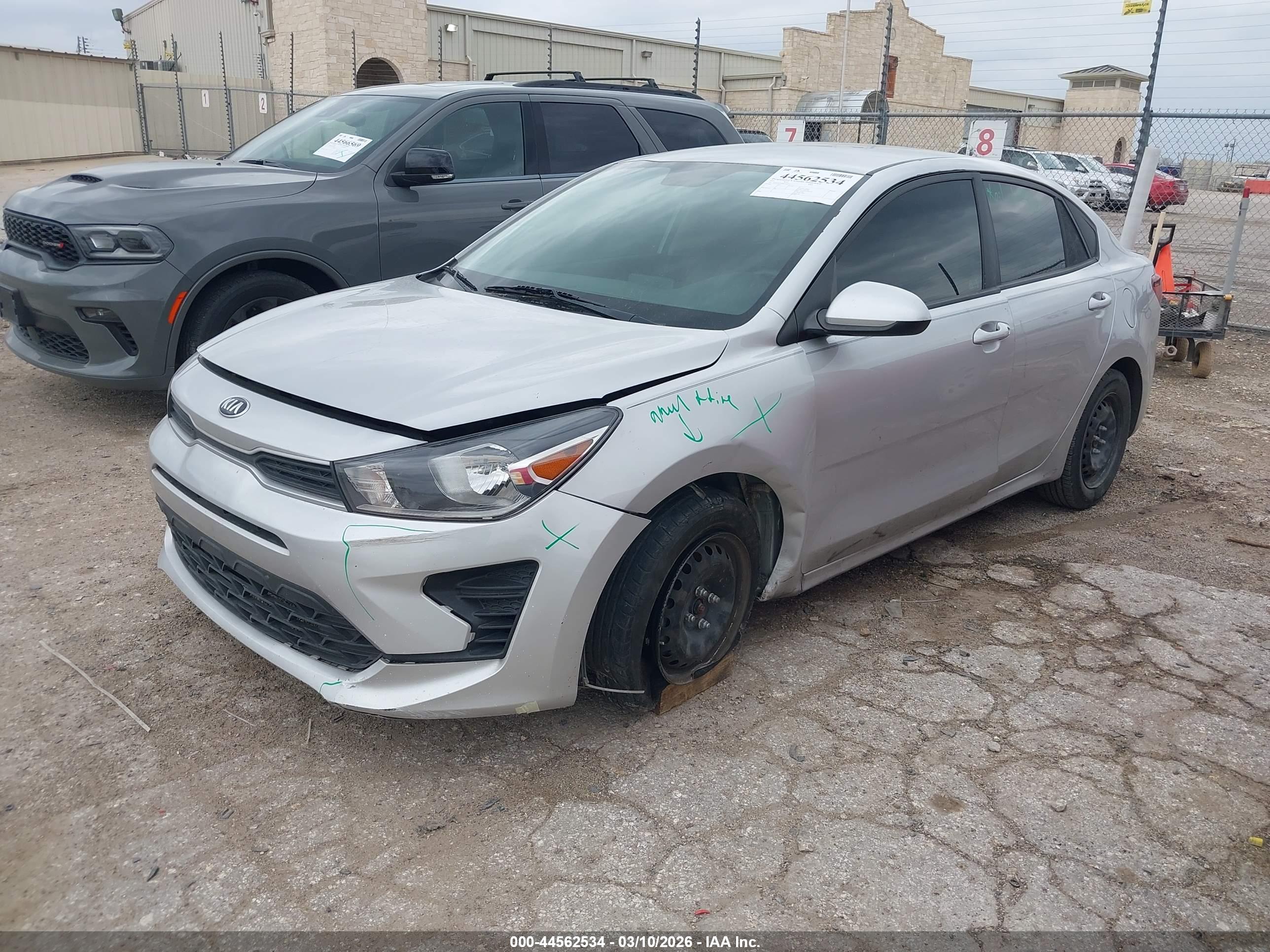 KIA RIO image 2