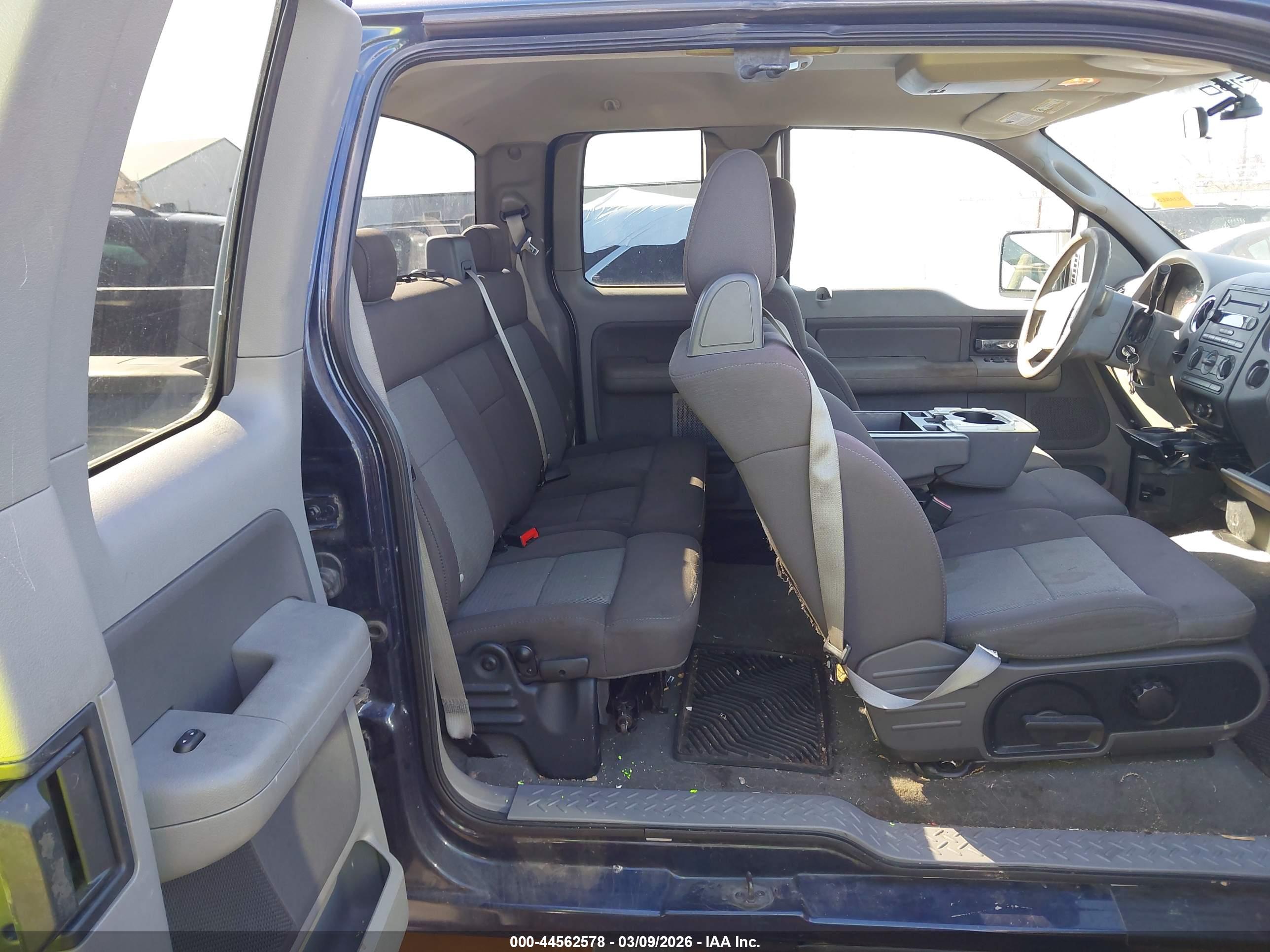FORD F-150 image 8