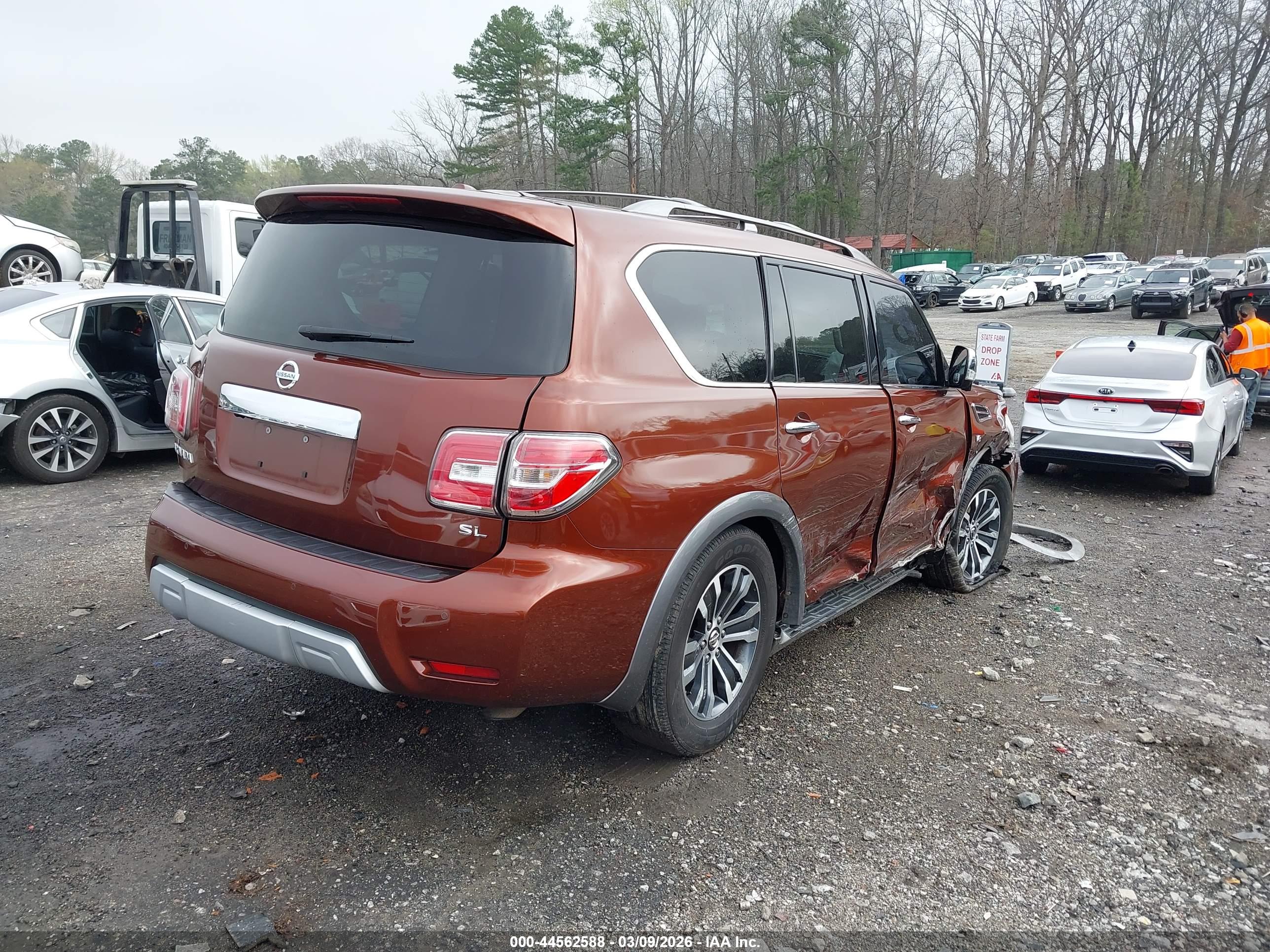 NISSAN ARMADA image 4