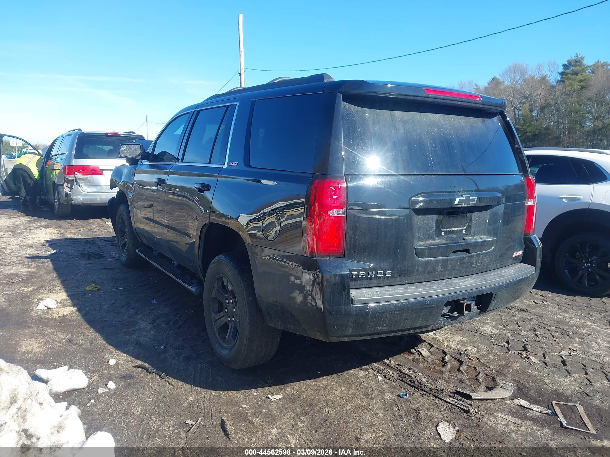 CHEVROLET TAHOE image 3