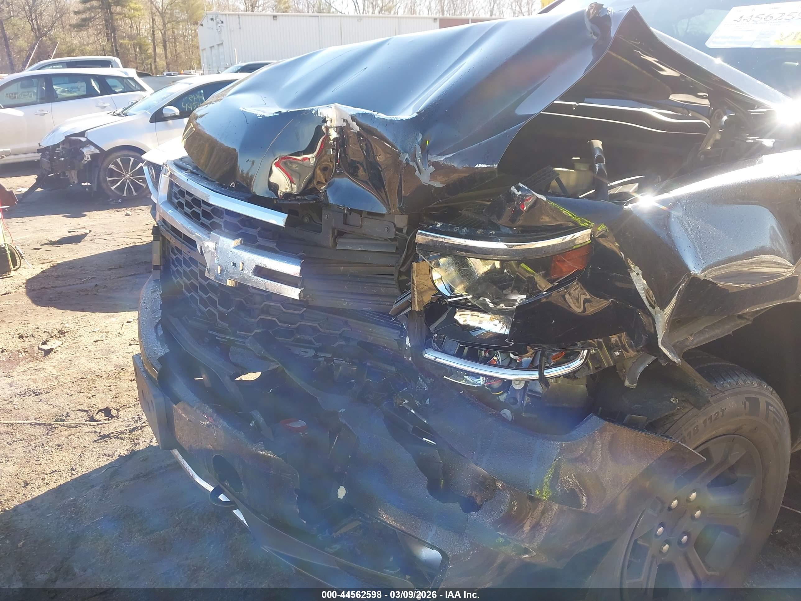 CHEVROLET TAHOE image 6