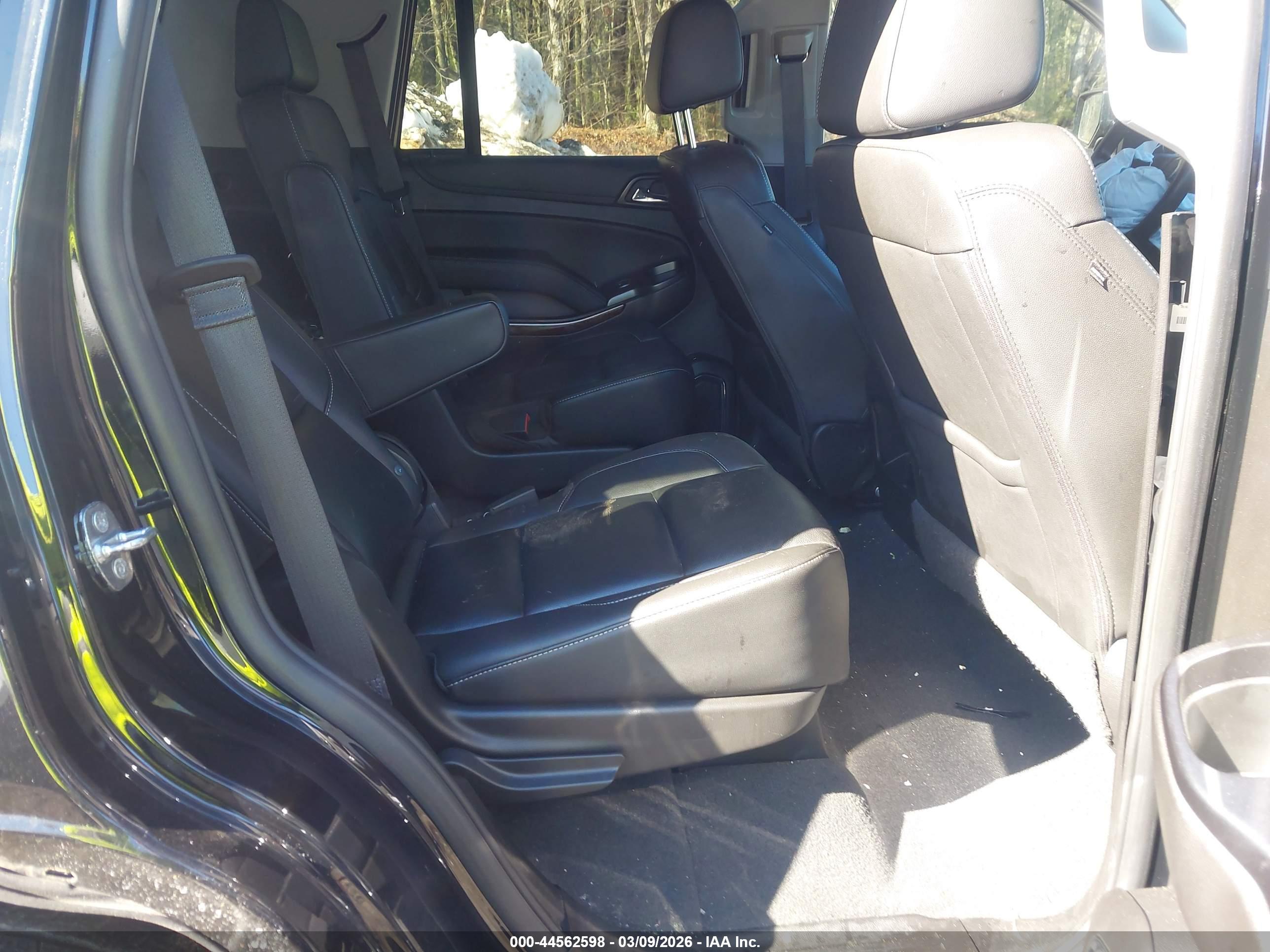 CHEVROLET TAHOE image 8