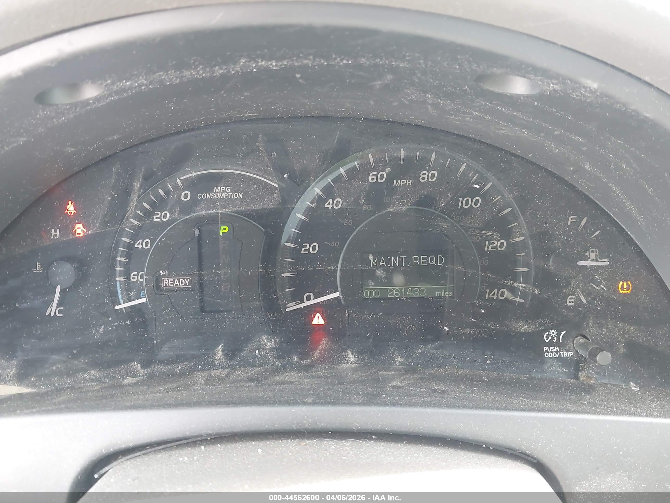 TOYOTA CAMRY image 7