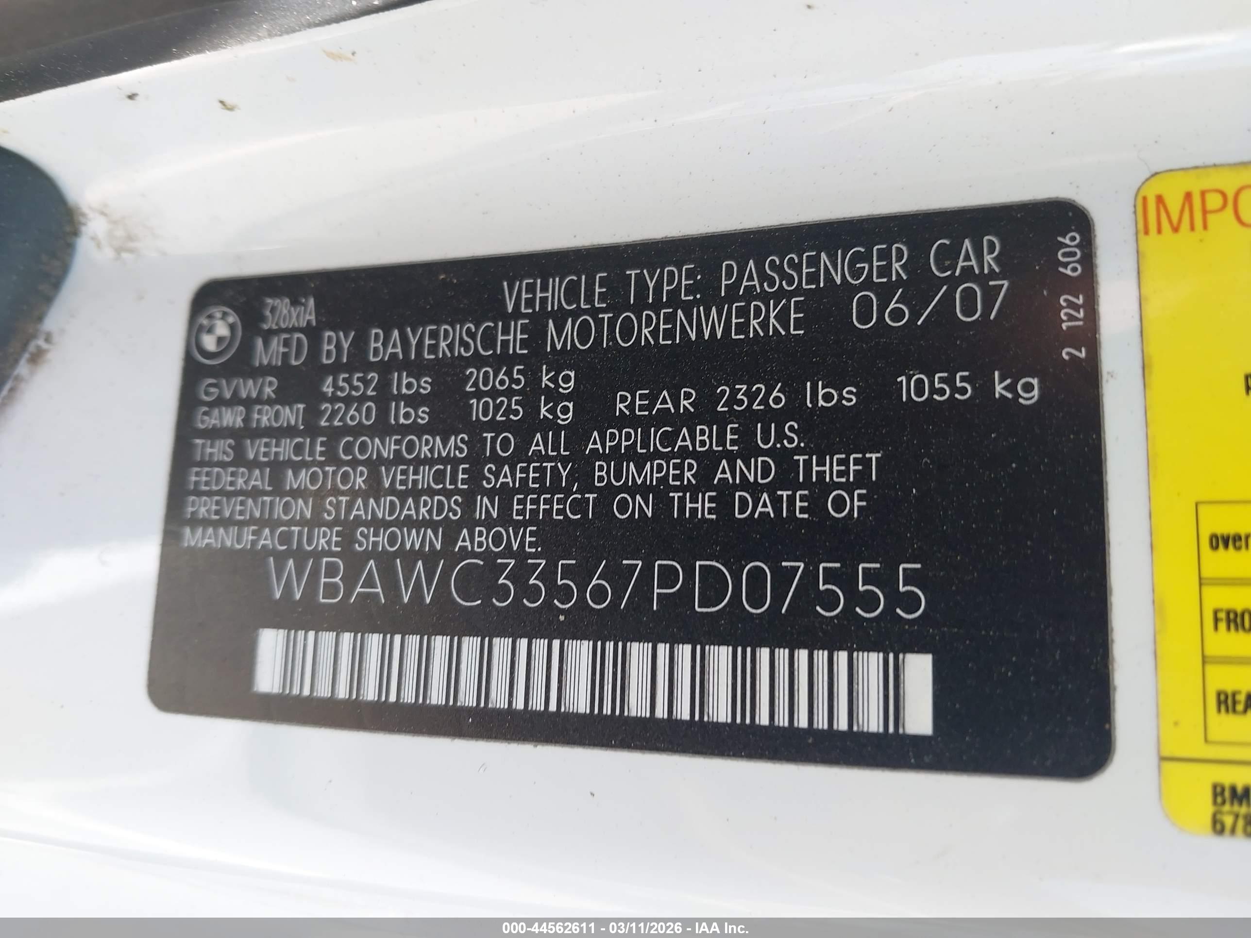 BMW 328XI image 9