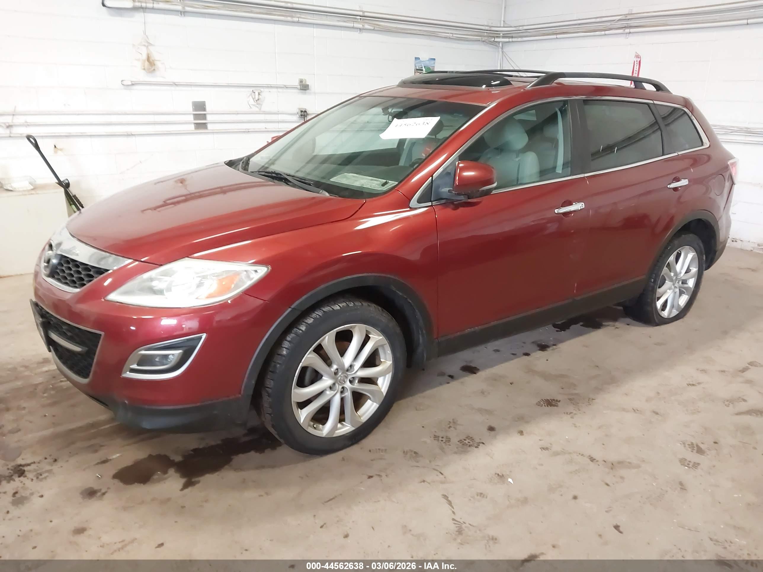 MAZDA CX-9 image 2