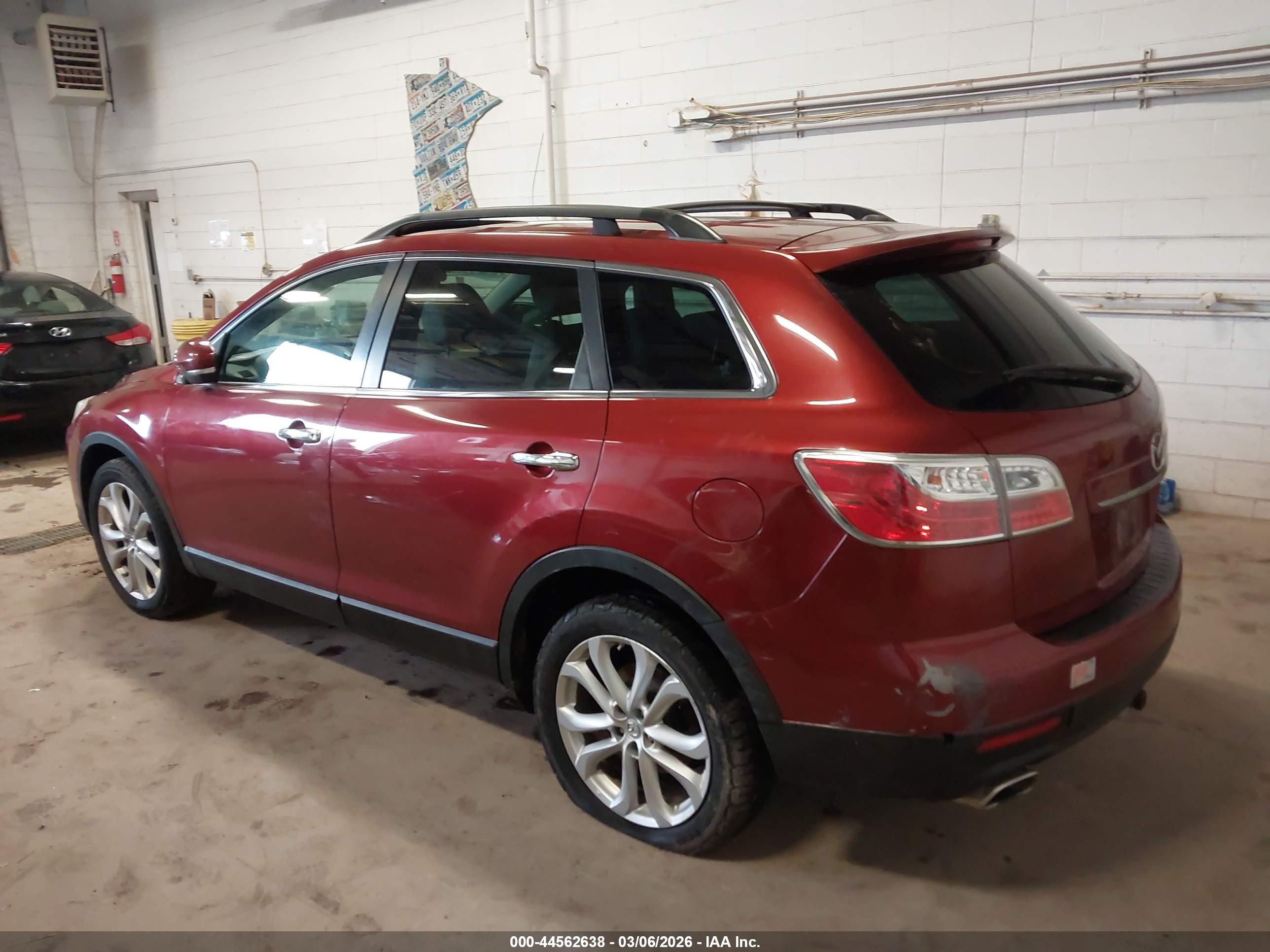 MAZDA CX-9 image 6