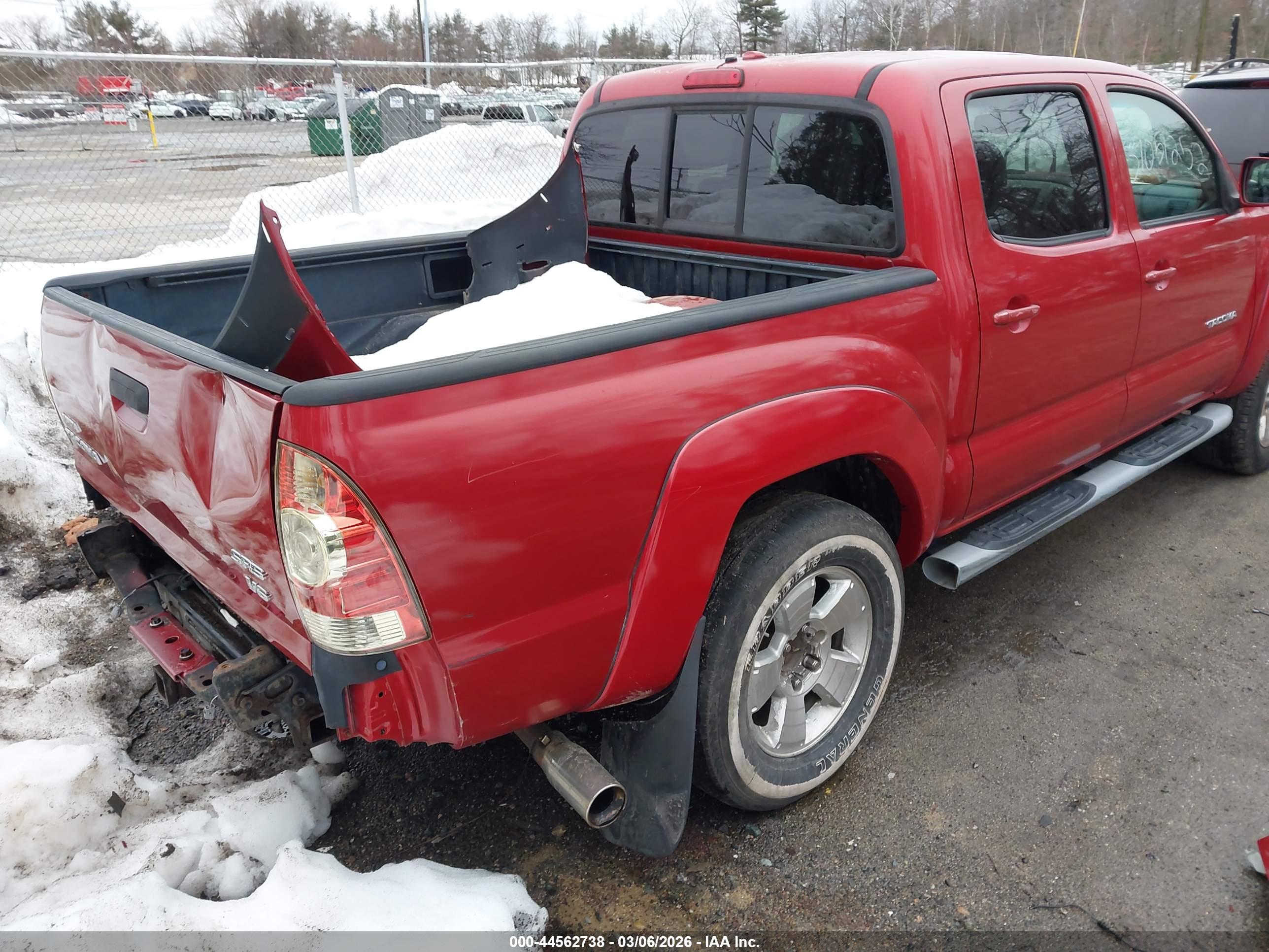 TOYOTA TACOMA image 4