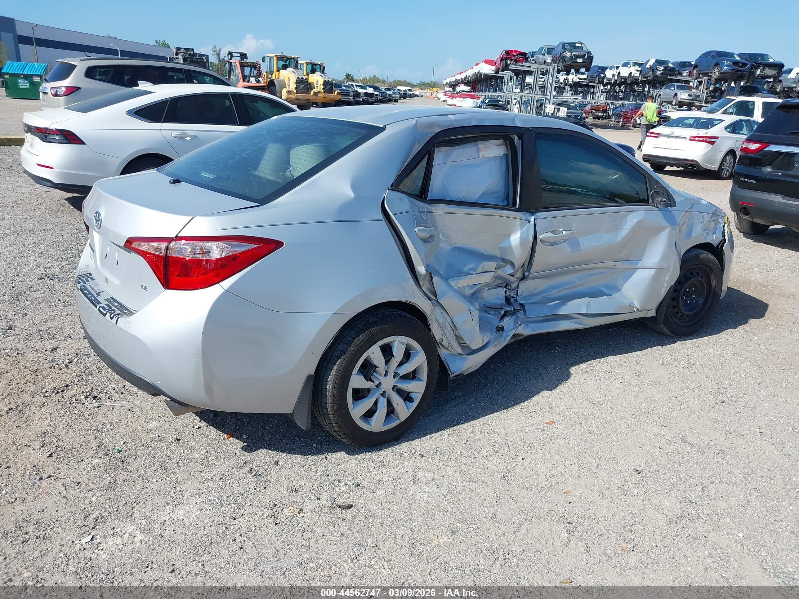 TOYOTA COROLLA image 4