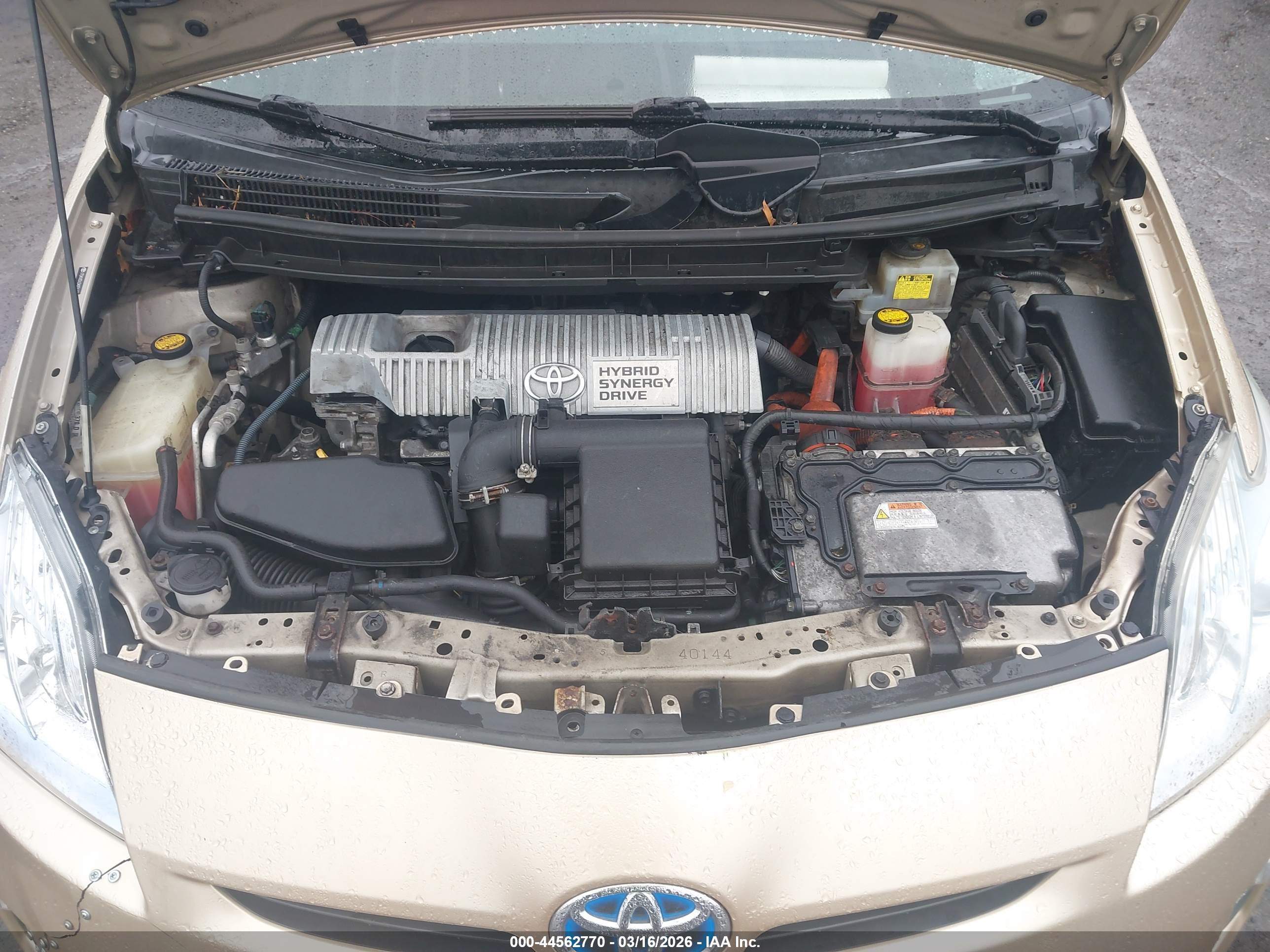 TOYOTA PRIUS image 10