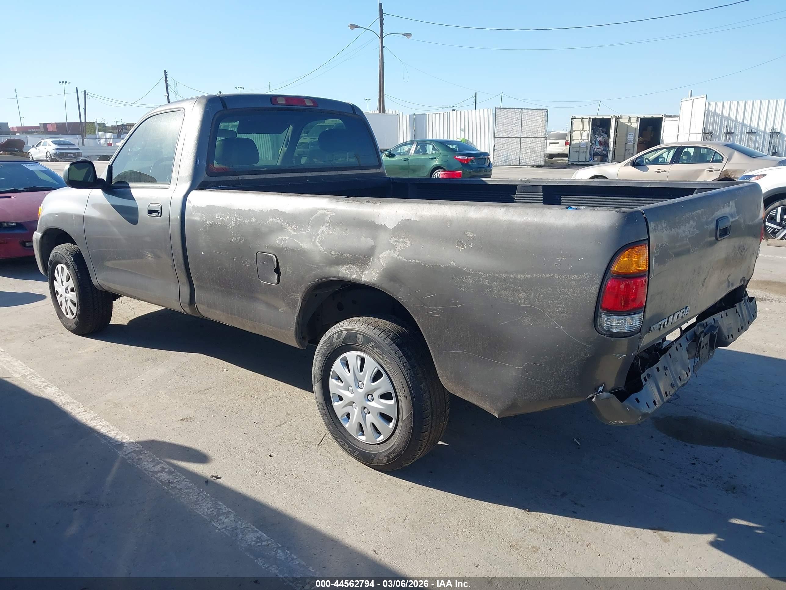 TOYOTA TUNDRA image 3