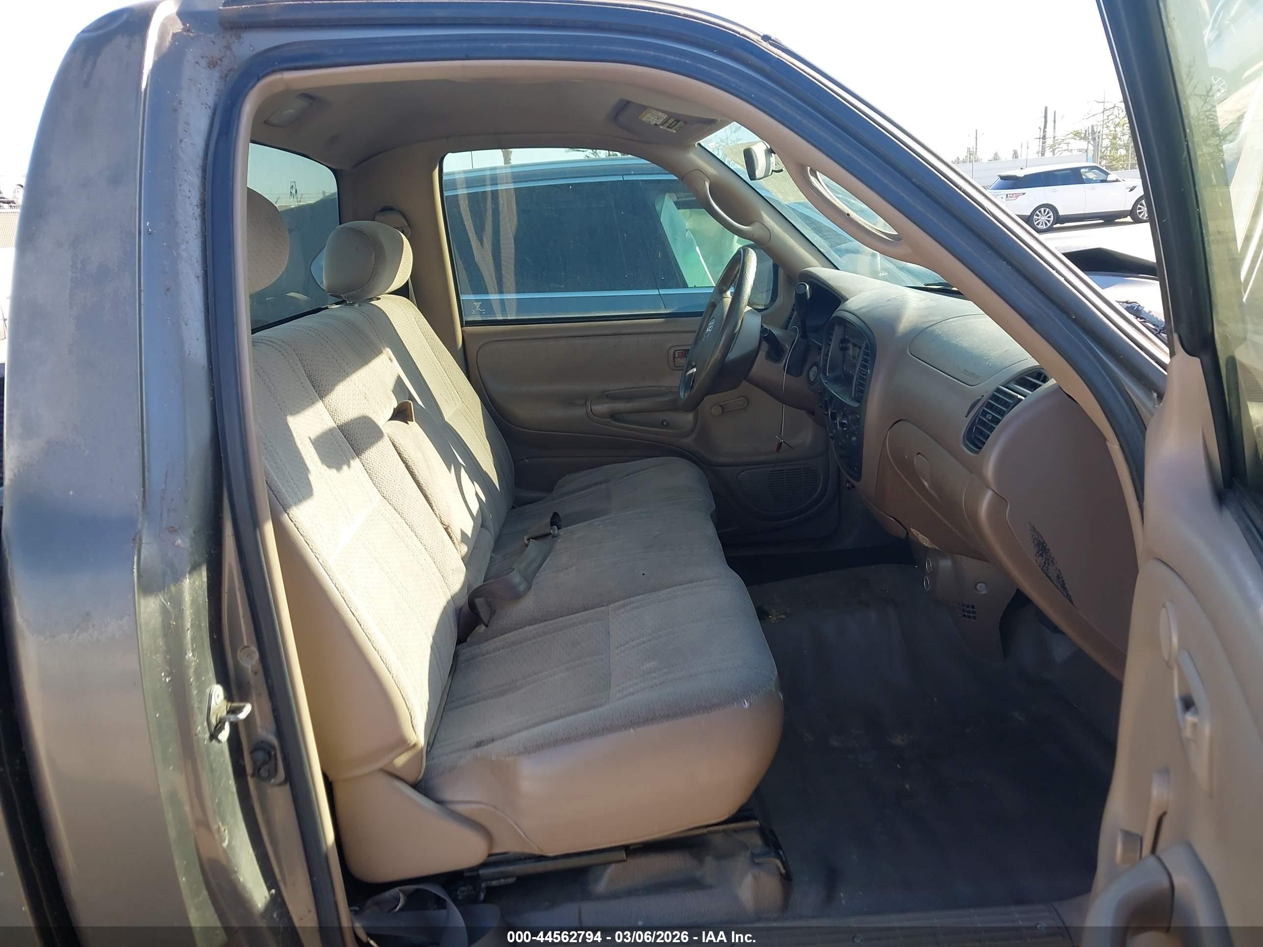 TOYOTA TUNDRA image 5