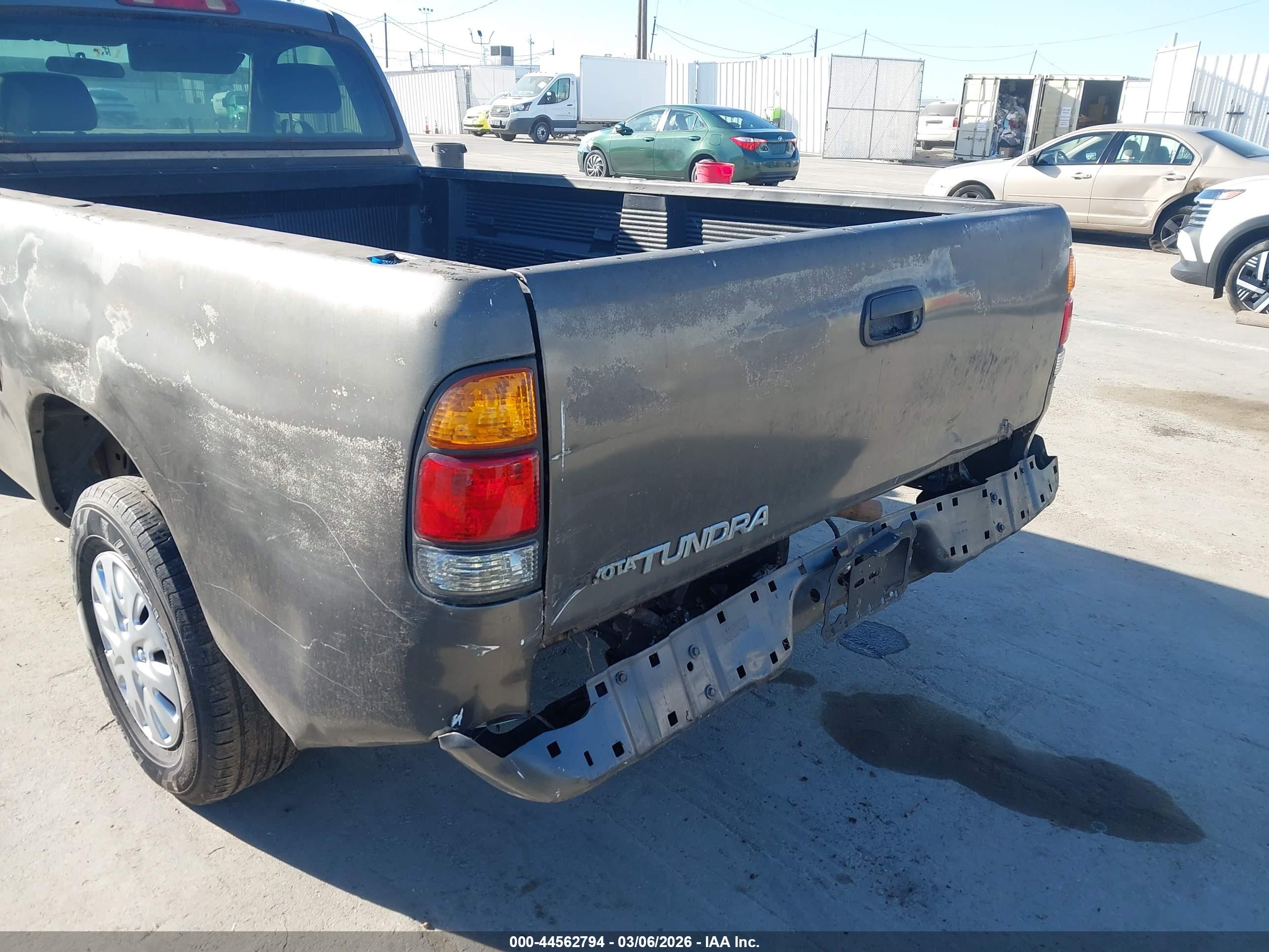 TOYOTA TUNDRA image 6