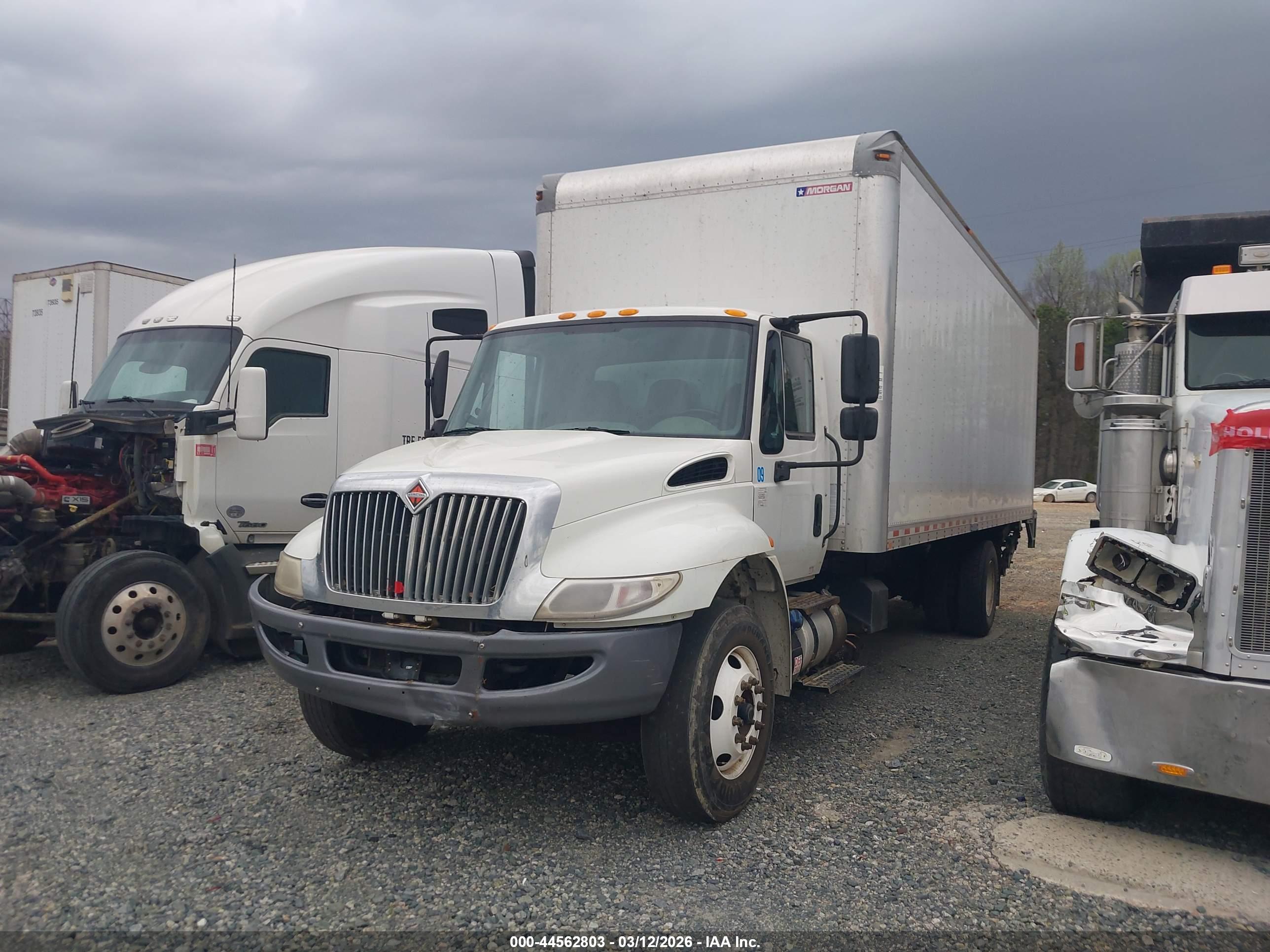 INTERNATIONAL DURASTAR image 2