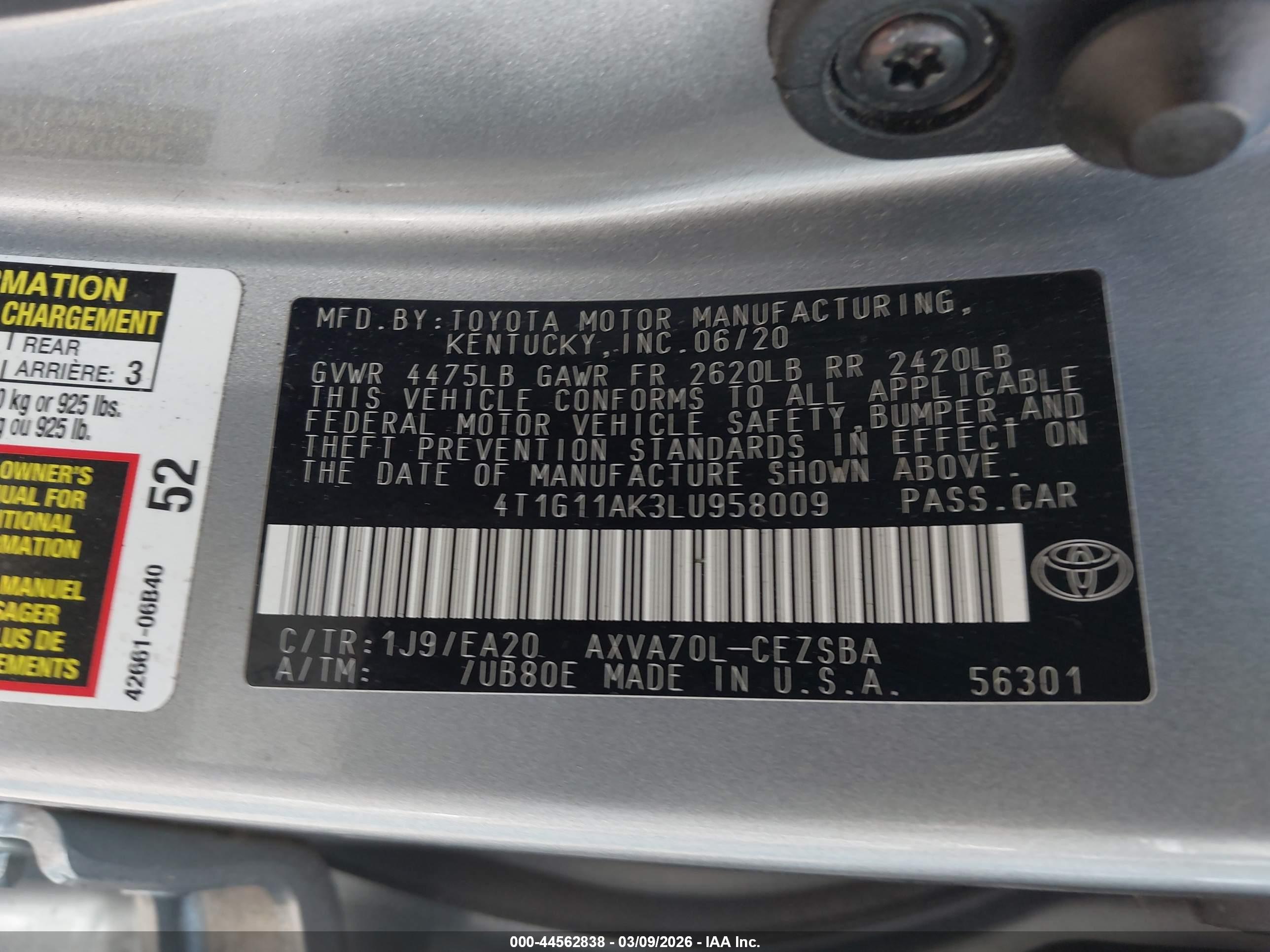 TOYOTA CAMRY image 9