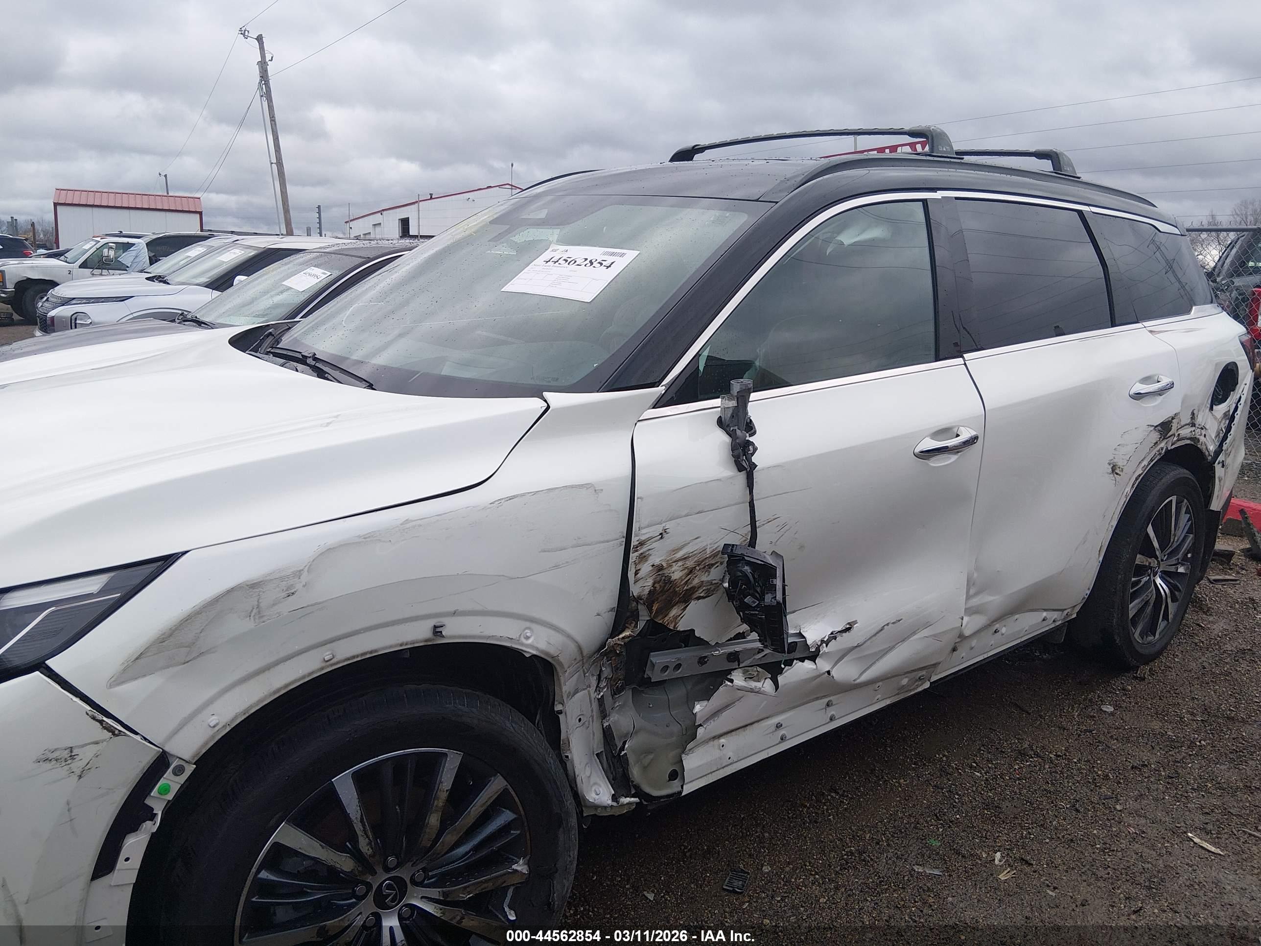 INFINITI QX60 image 6