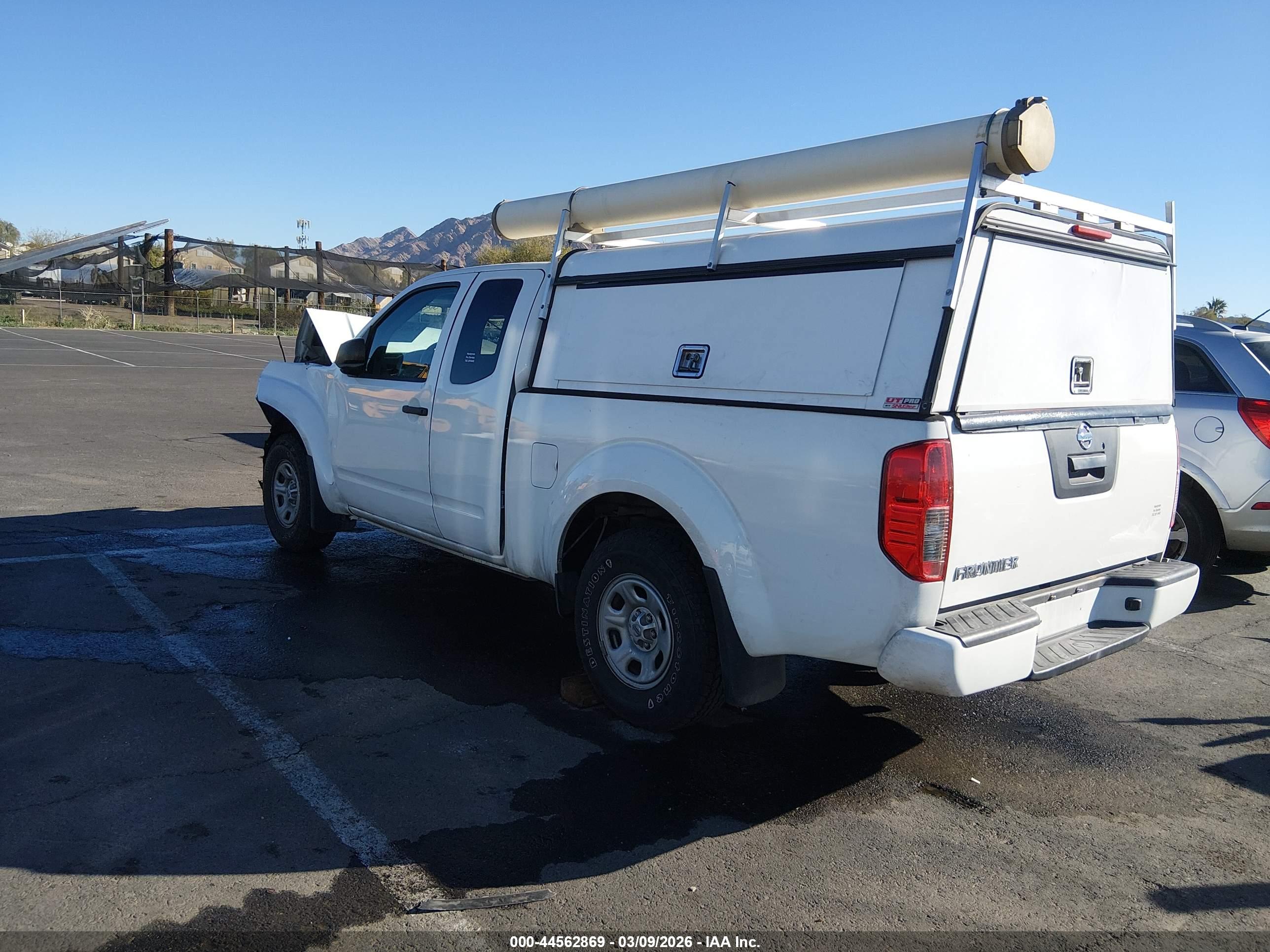 NISSAN FRONTIER image 3