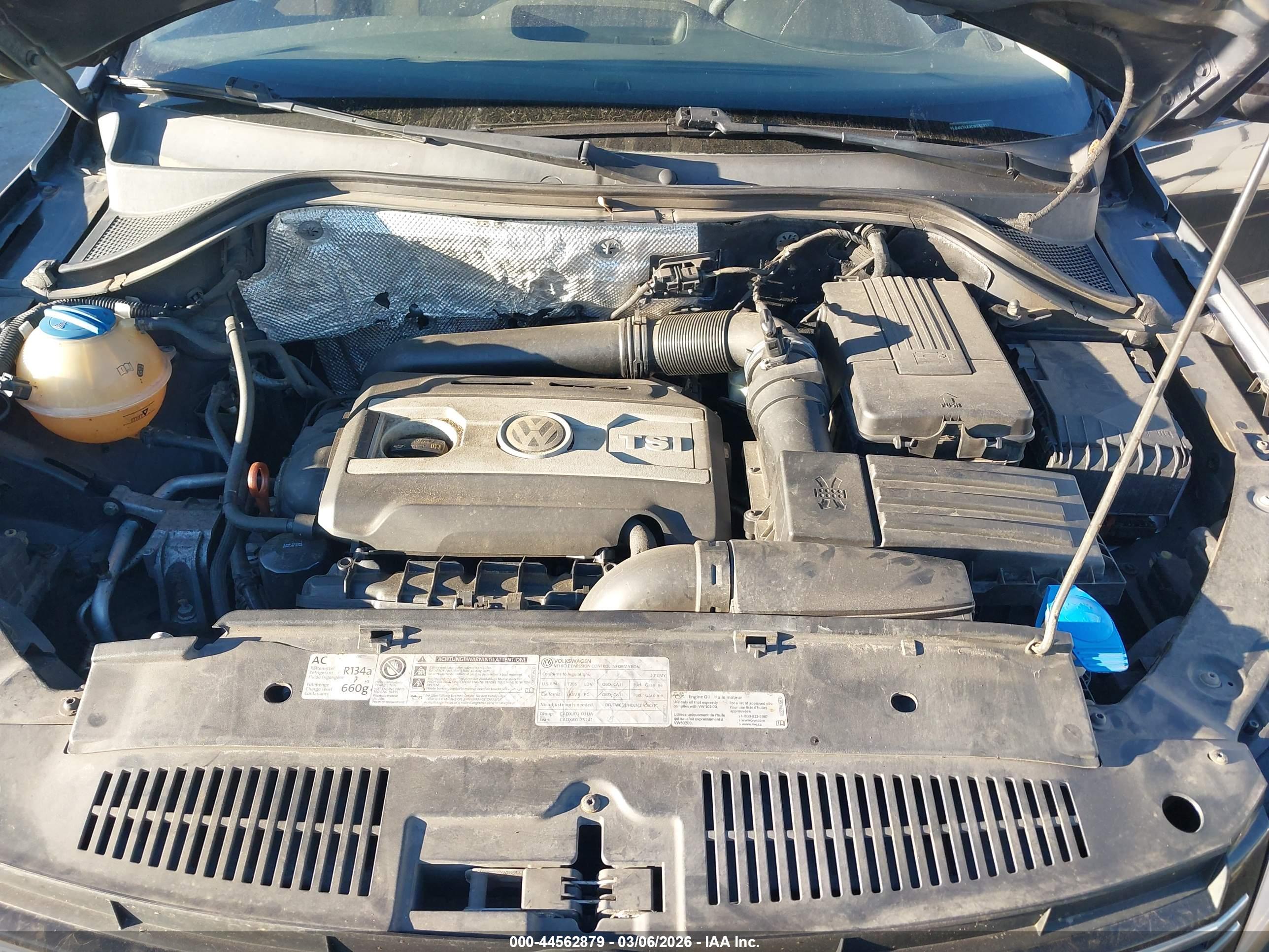 VOLKSWAGEN TIGUAN image 10