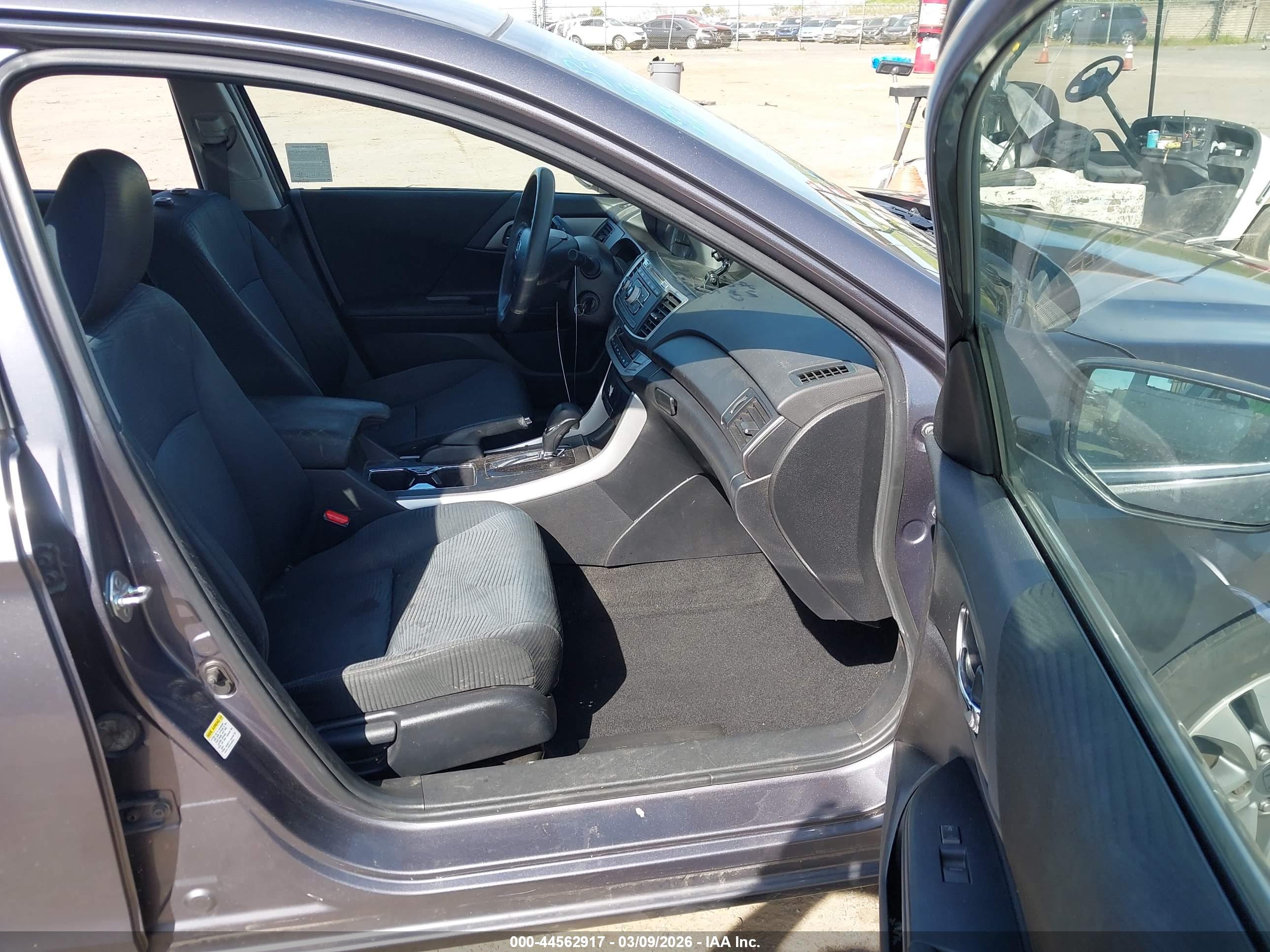 HONDA ACCORD image 5