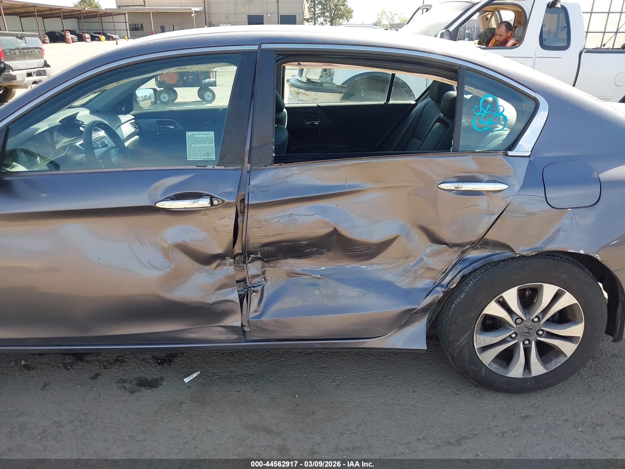 HONDA ACCORD image 6