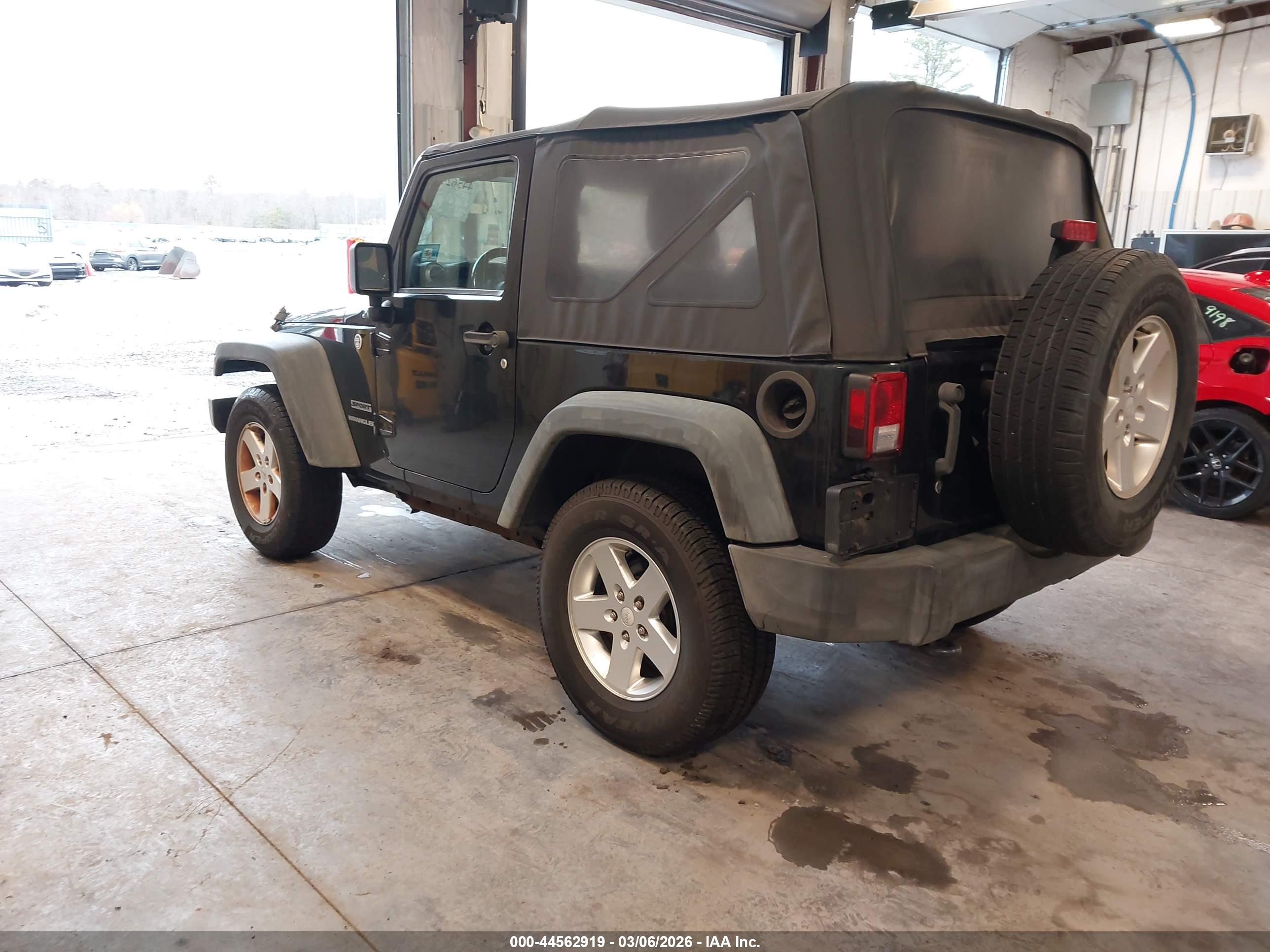 JEEP WRANGLER image 3