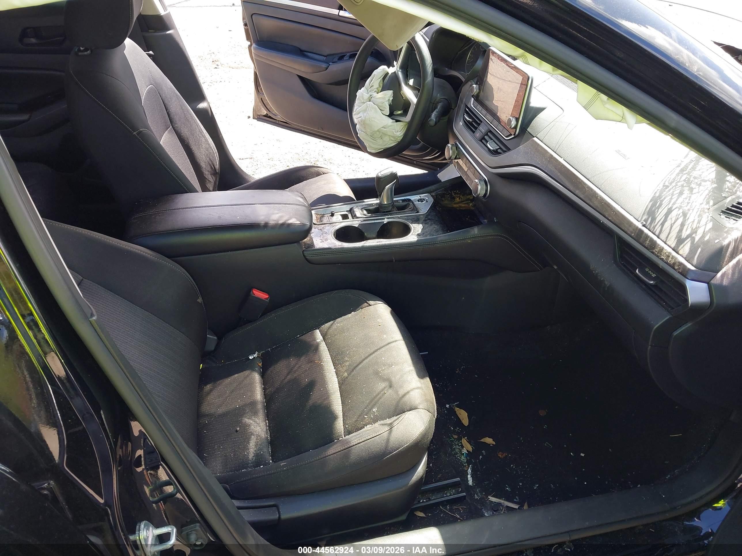 NISSAN ALTIMA image 5