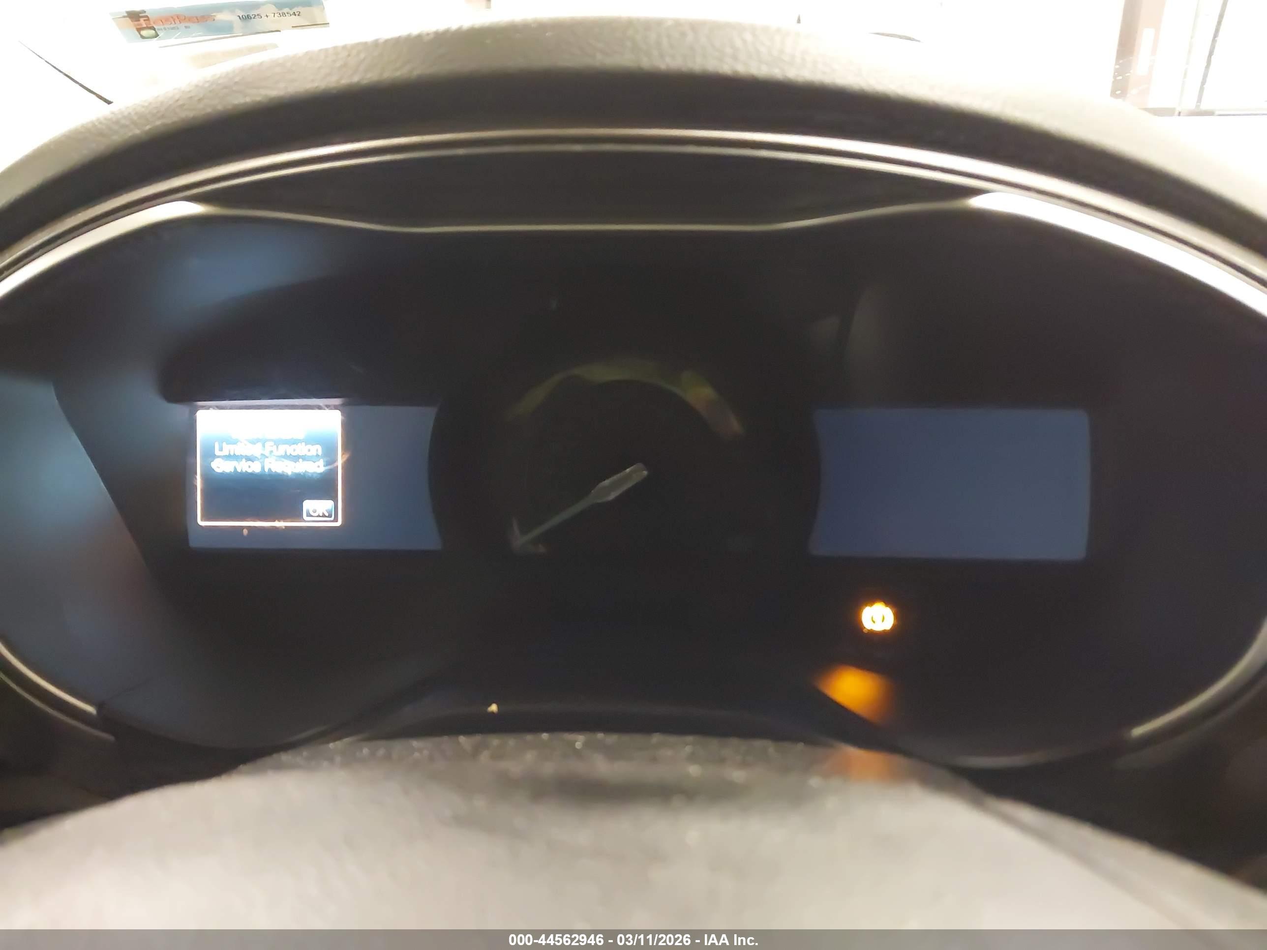 FORD FUSION image 7