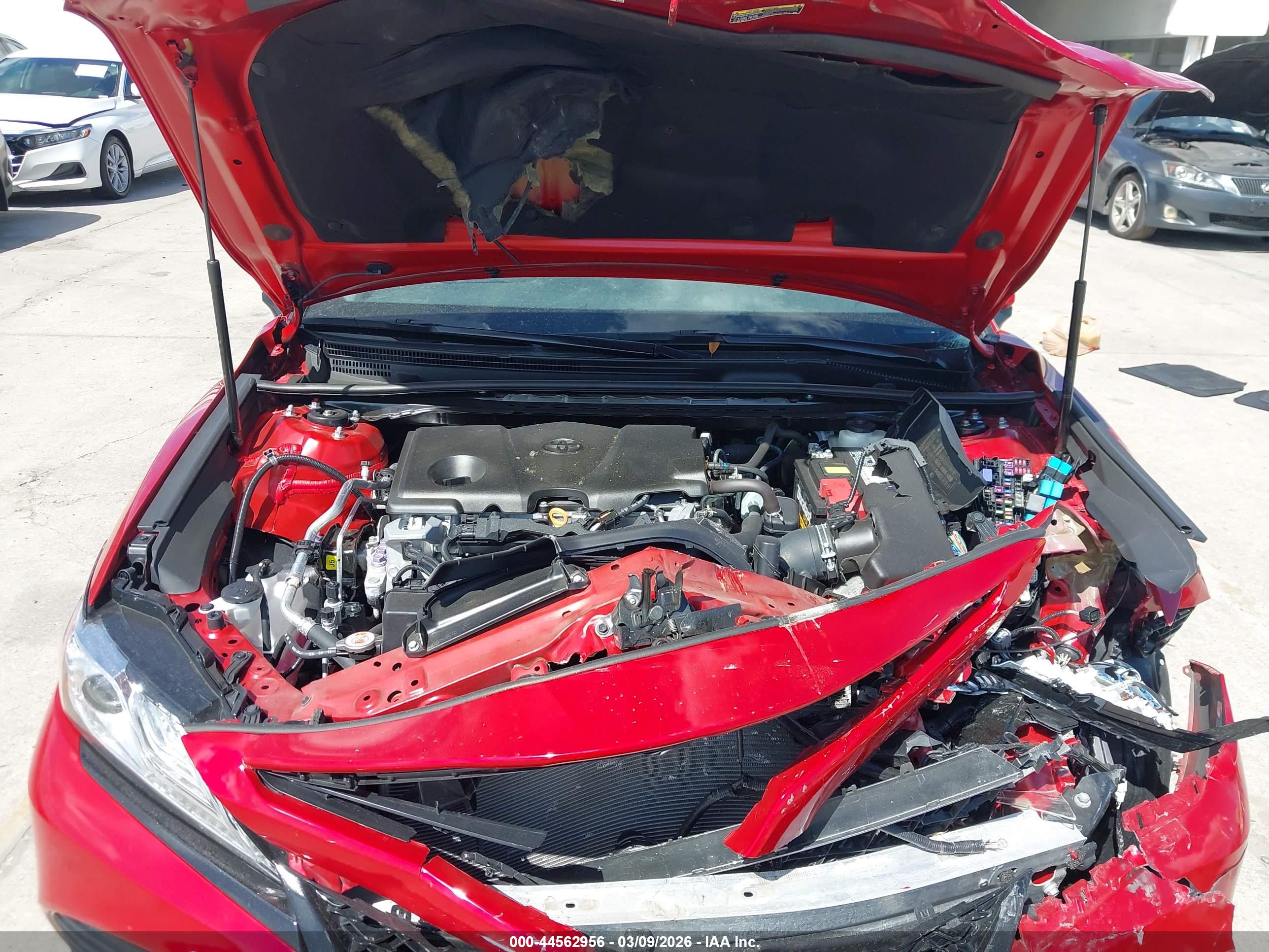 TOYOTA CAMRY image 10