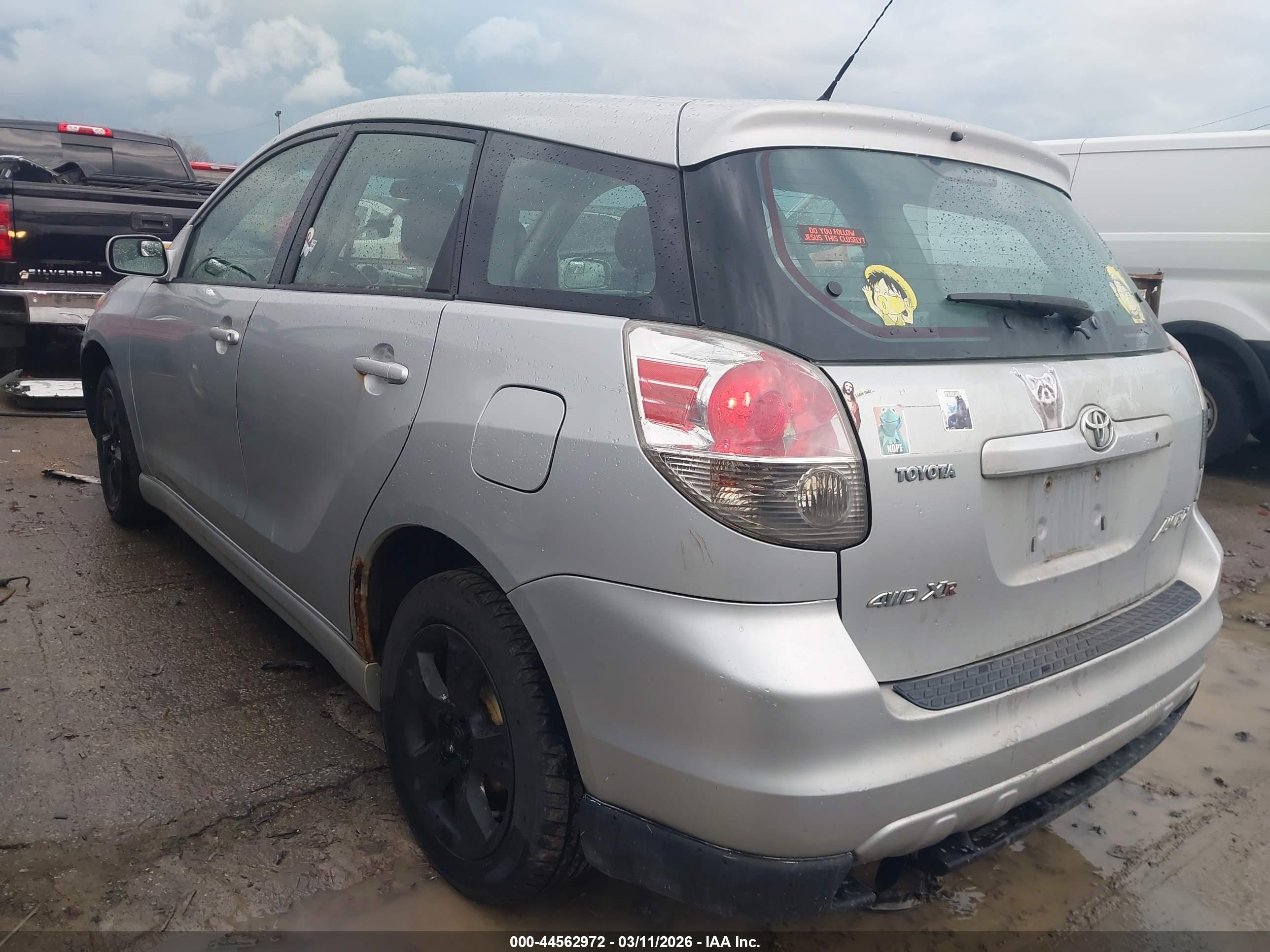 TOYOTA MATRIX image 3