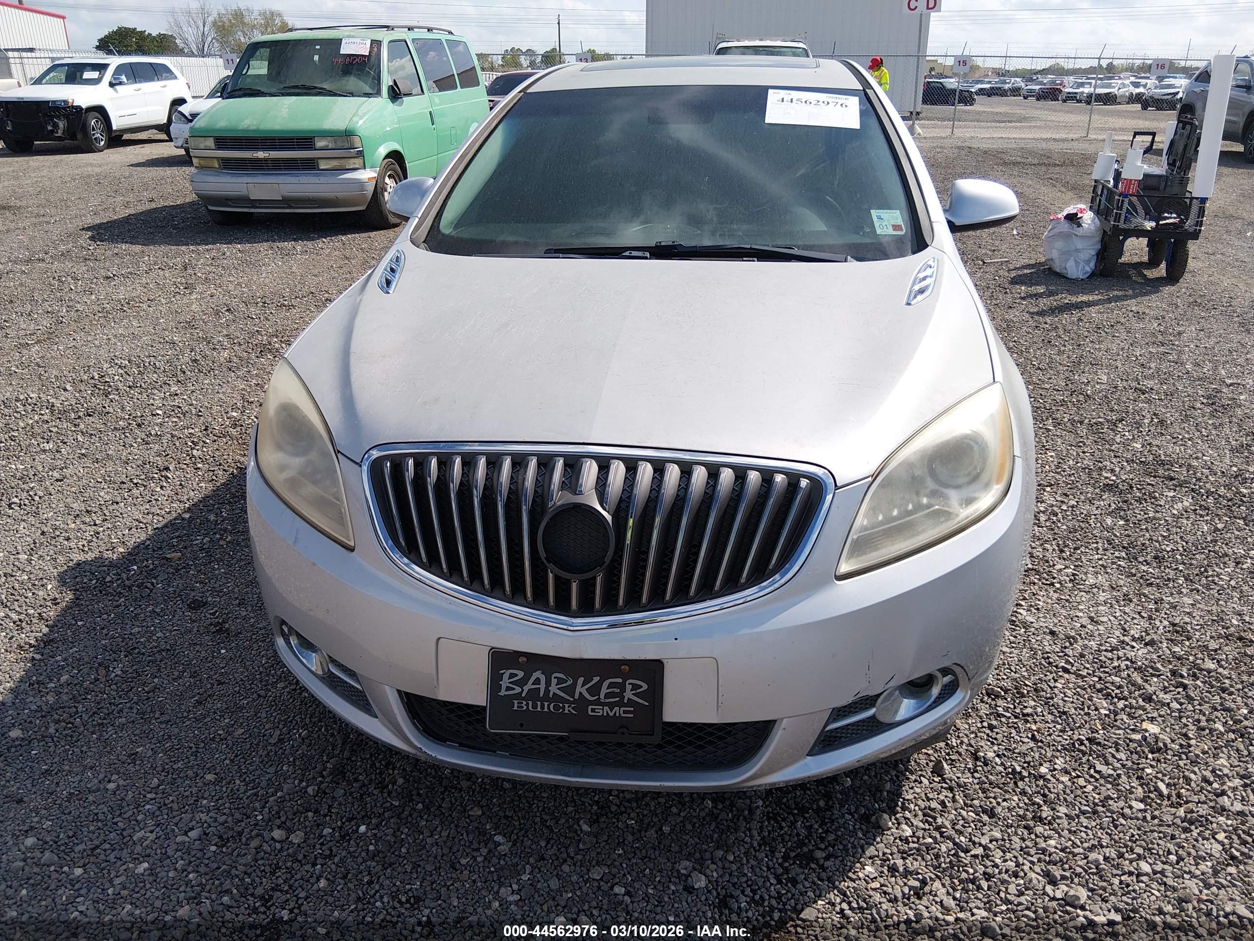 BUICK VERANO image 6