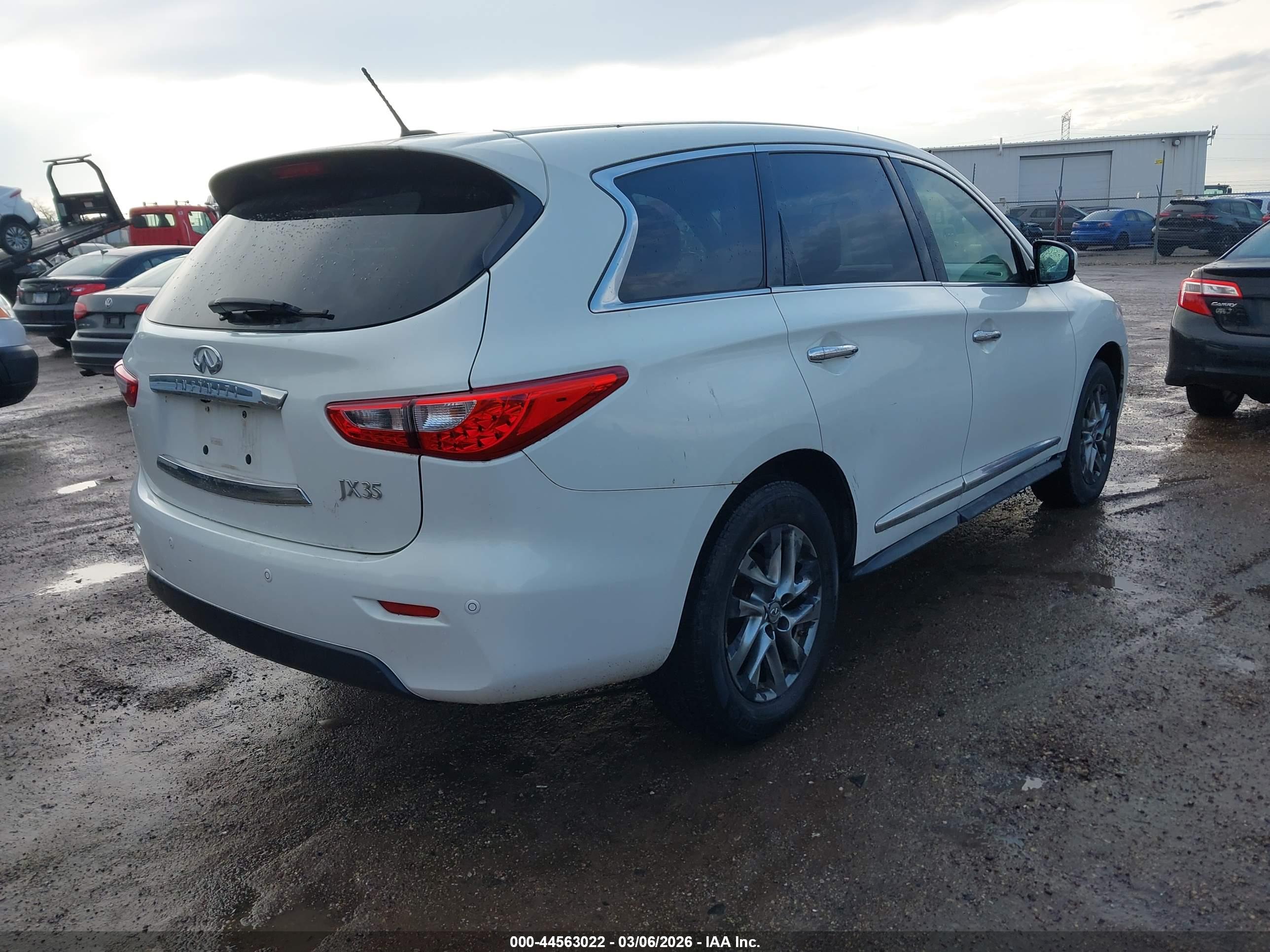 INFINITI JX35 image 4