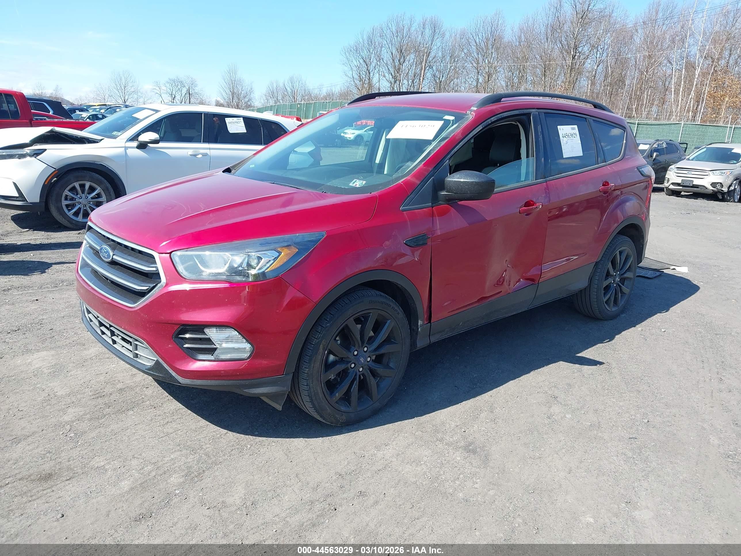 FORD ESCAPE image 2