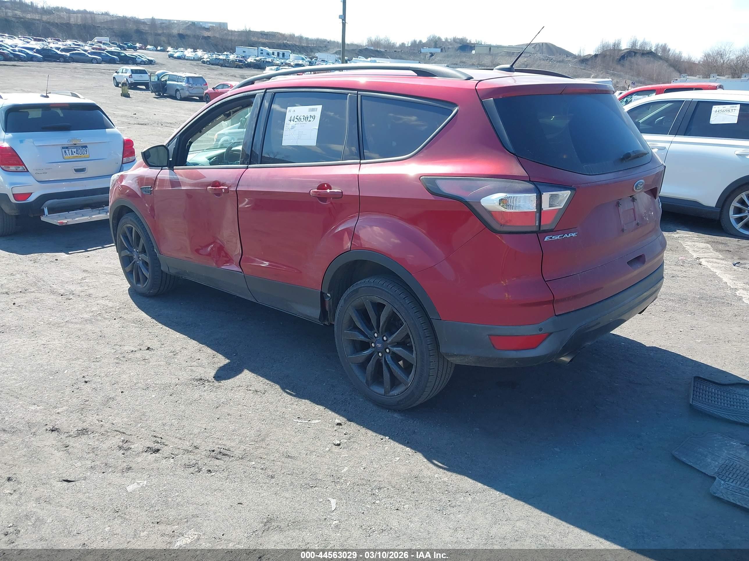 FORD ESCAPE image 3