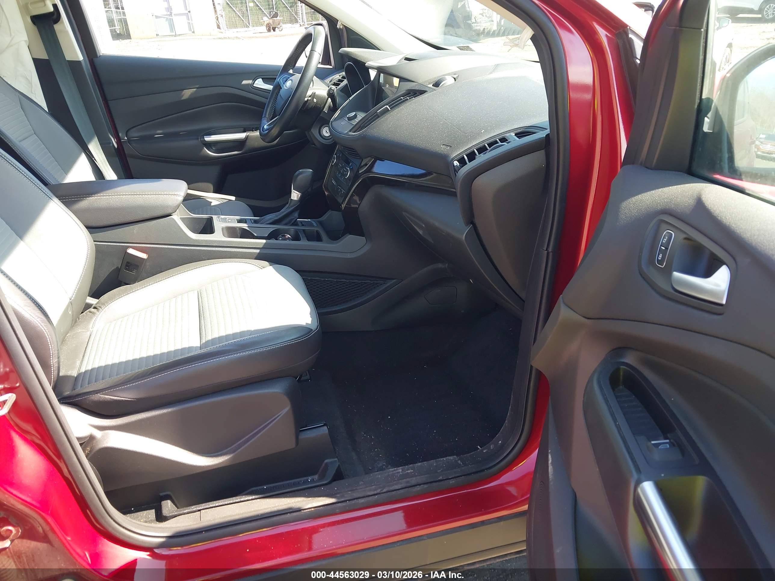 FORD ESCAPE image 5