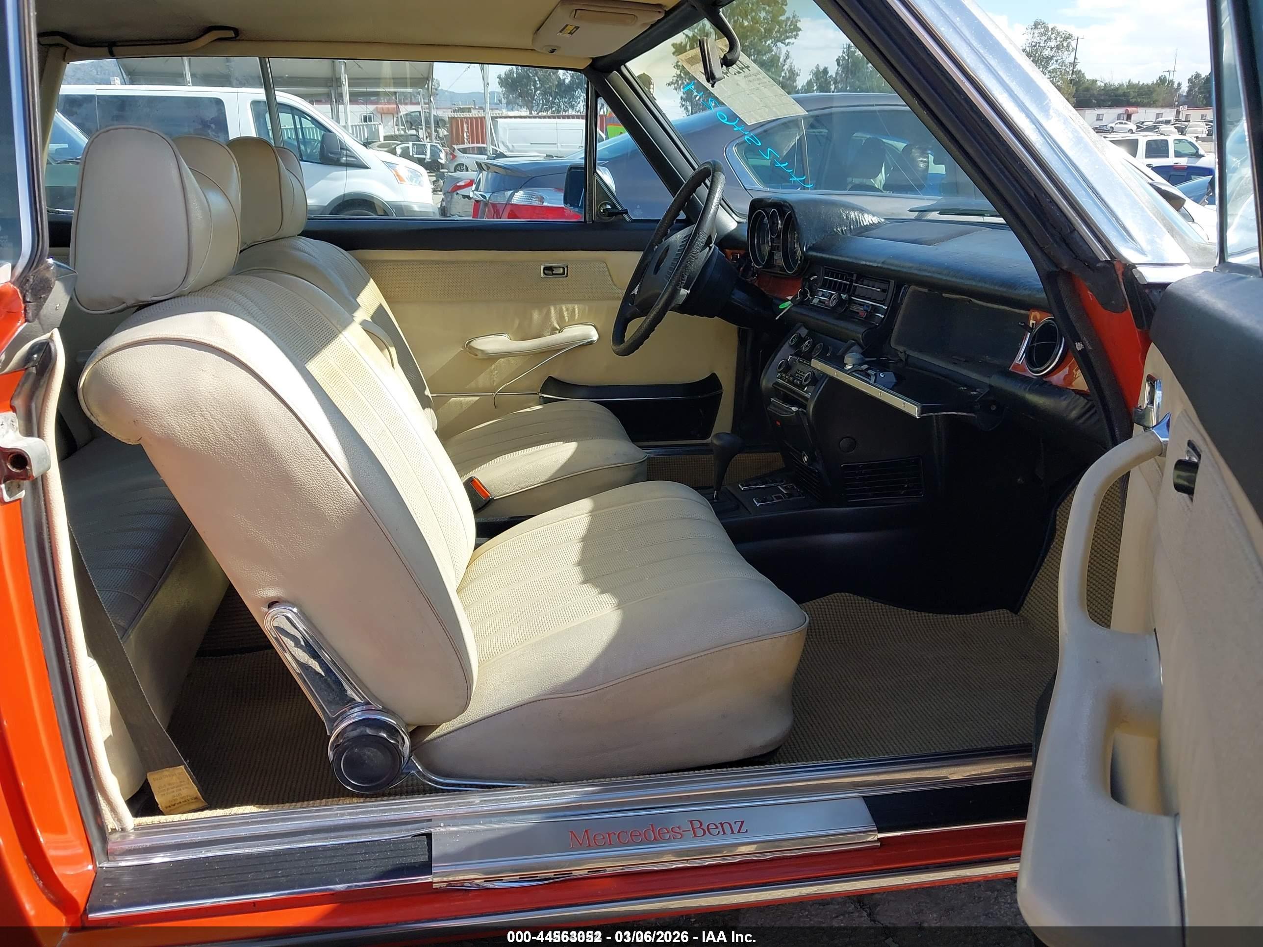MERCEDES BENZ image 5