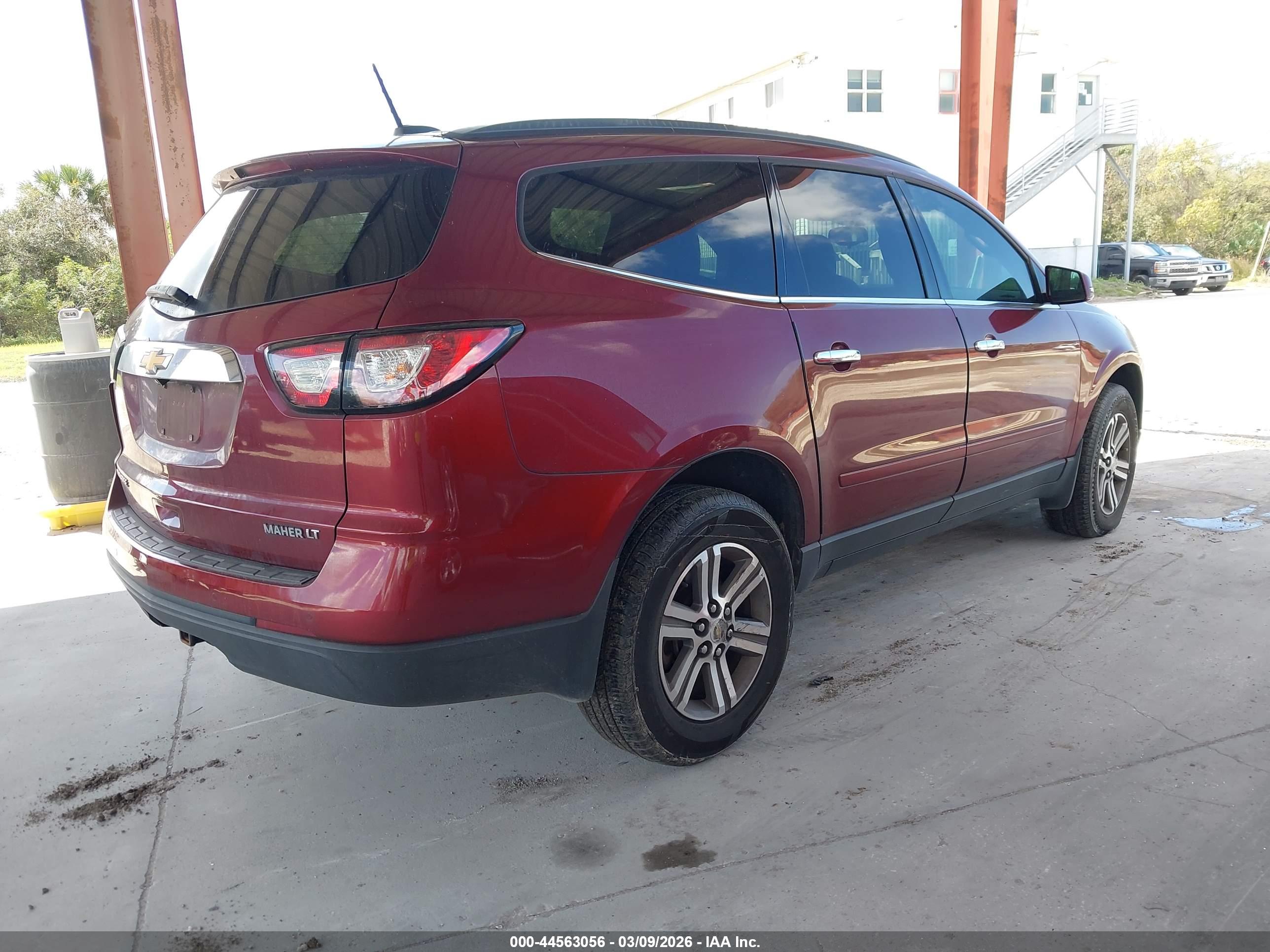 CHEVROLET TRAVERSE image 4