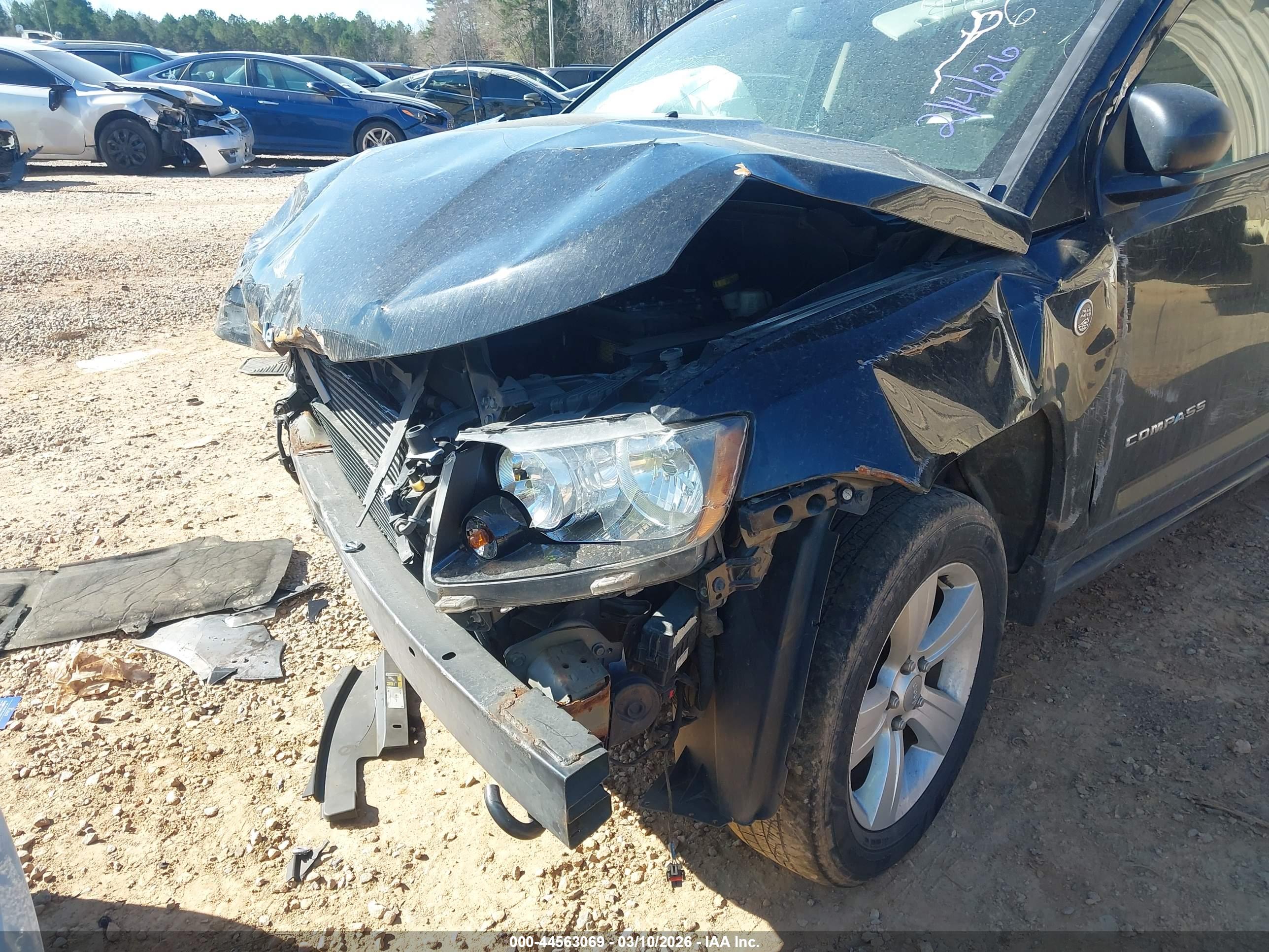 JEEP COMPASS image 6