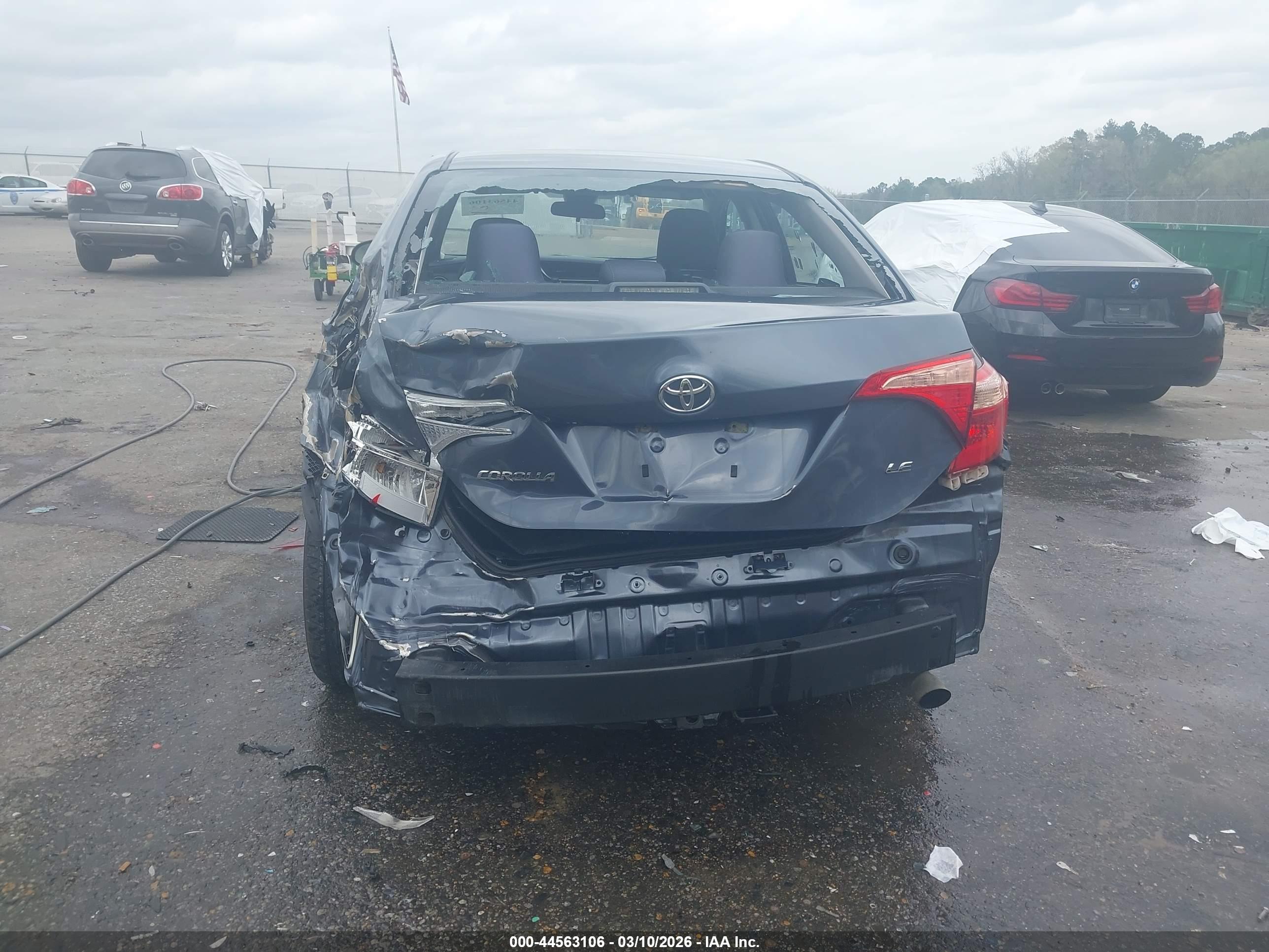 TOYOTA COROLLA image 6
