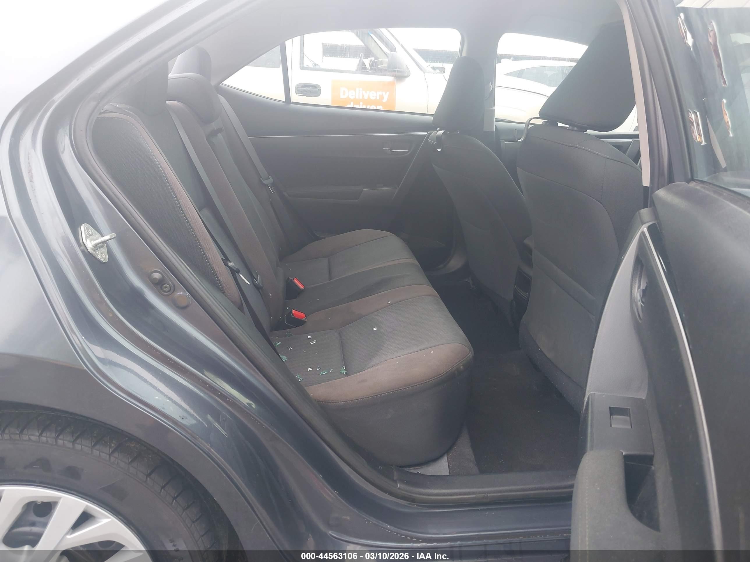 TOYOTA COROLLA image 8