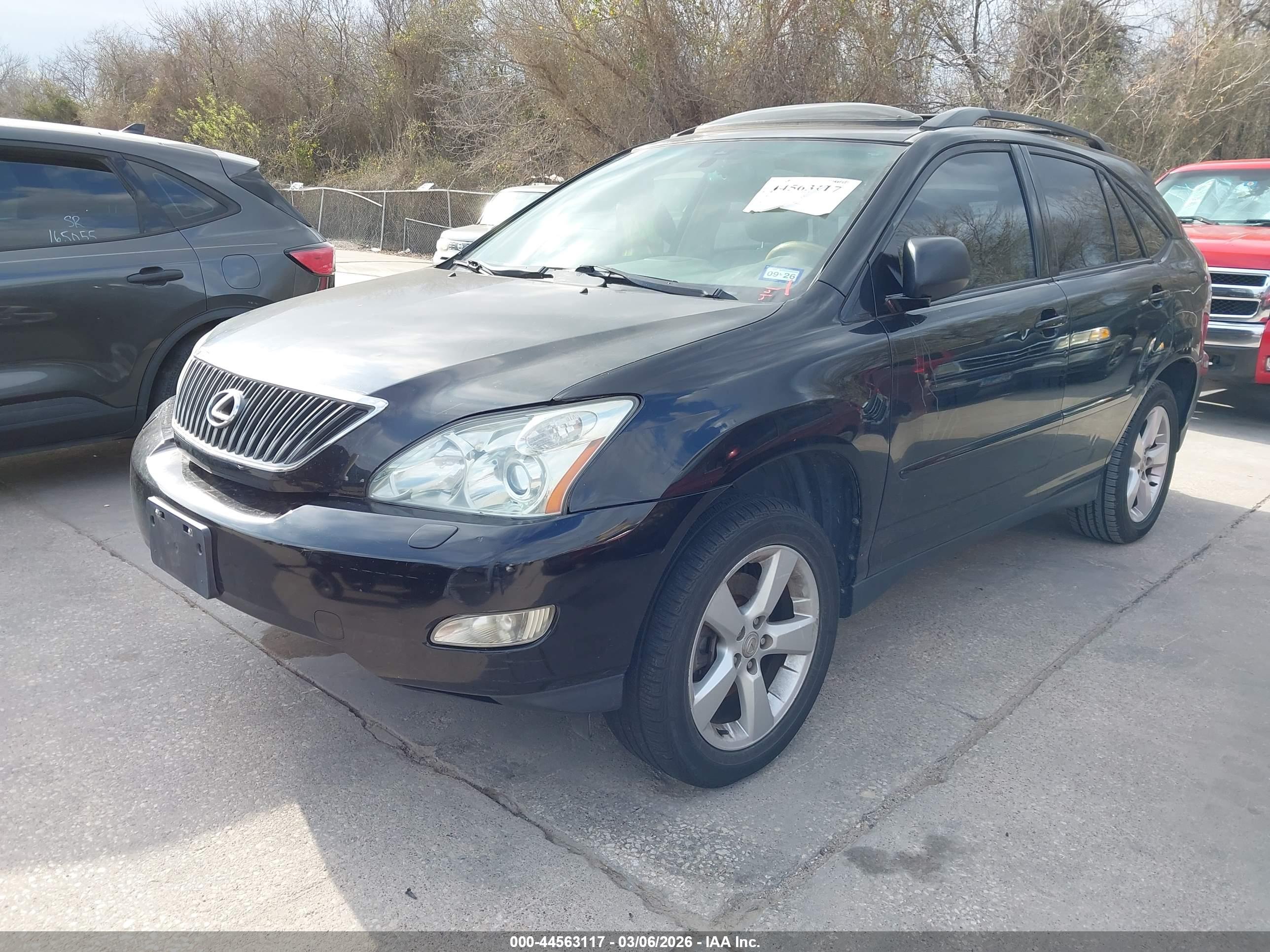 LEXUS RX image 2