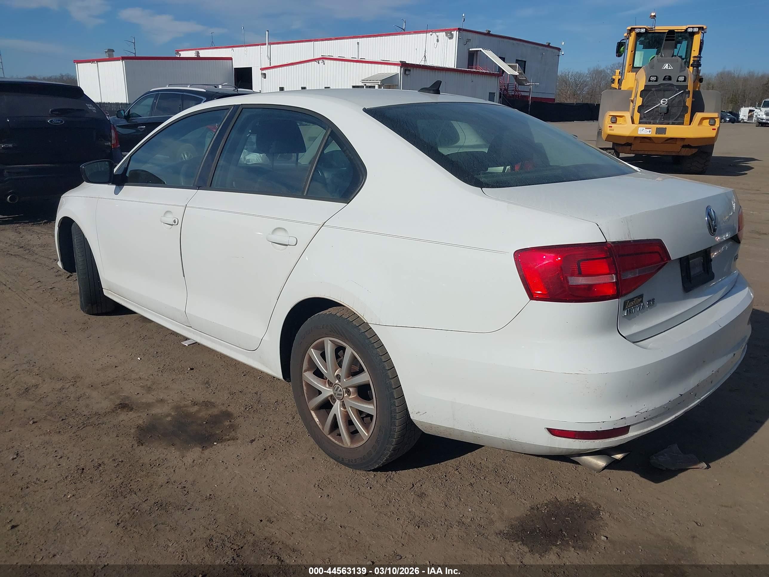 VOLKSWAGEN JETTA image 3