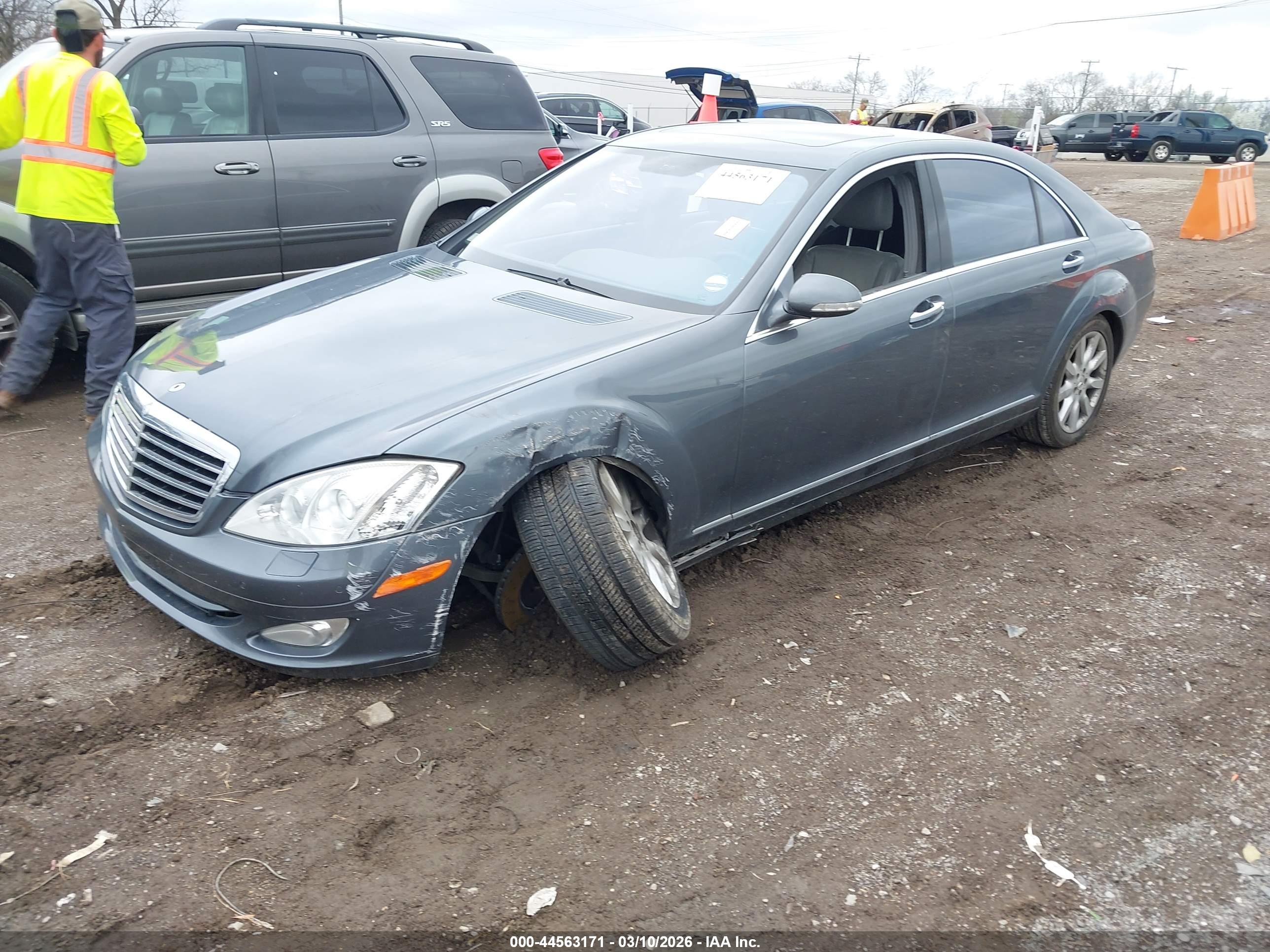 MERCEDES-BENZ S image 2
