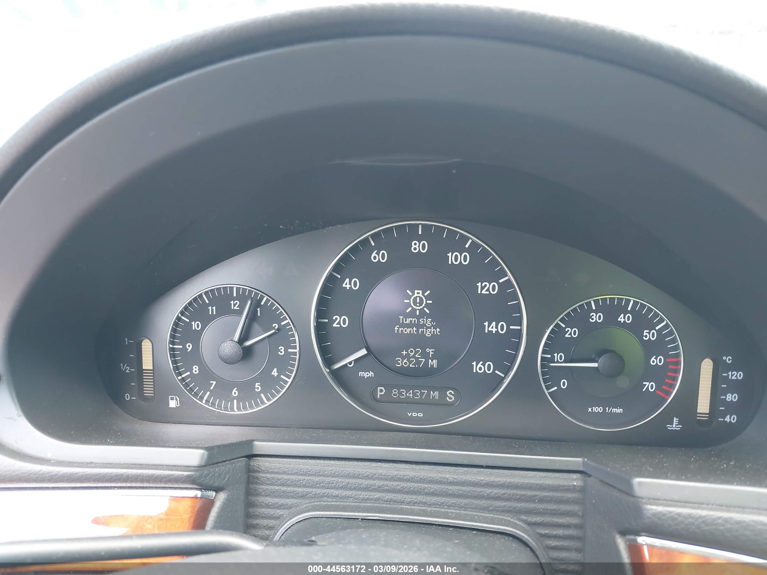 MERCEDES-BENZ E image 7