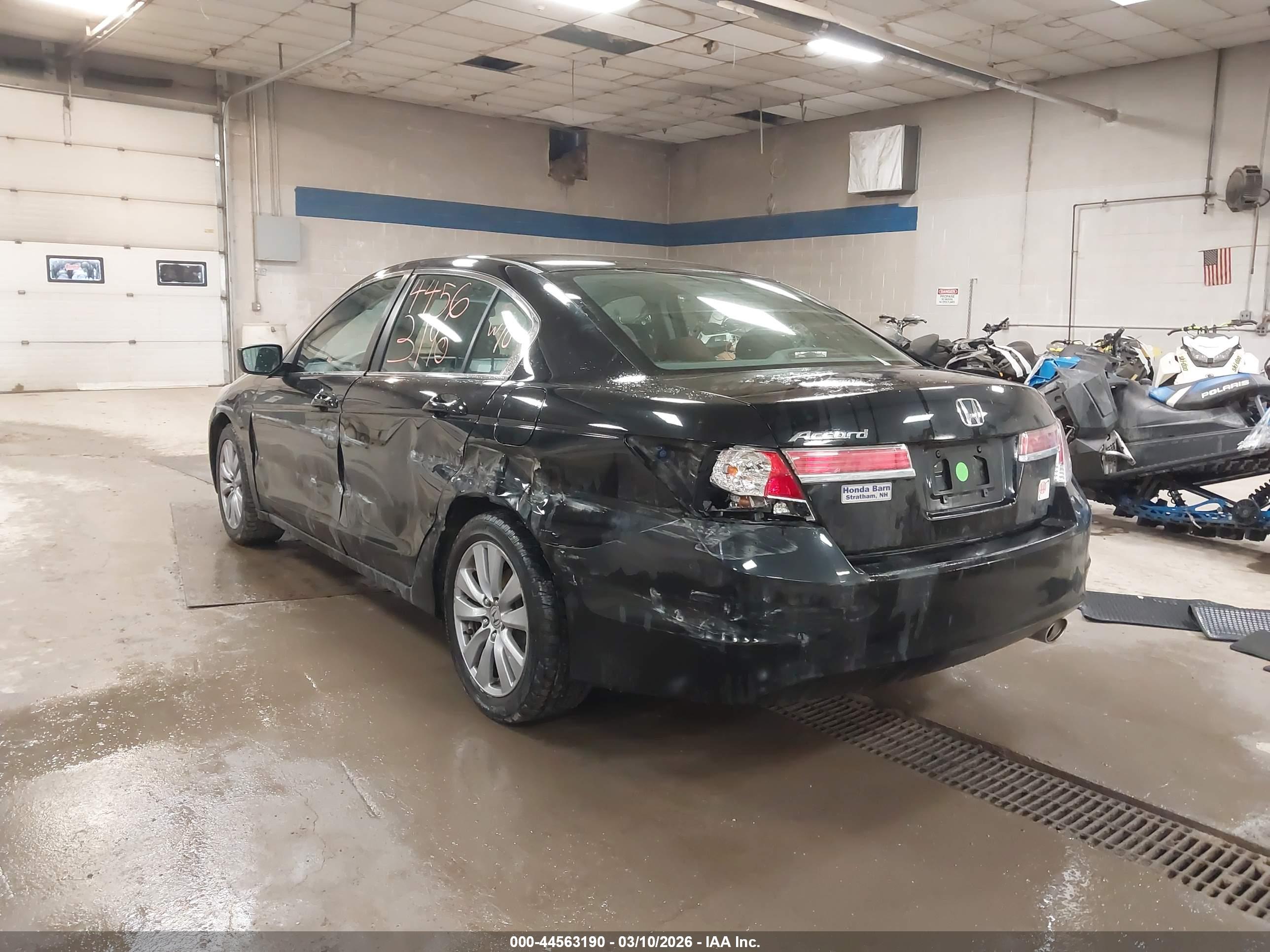 HONDA ACCORD image 3
