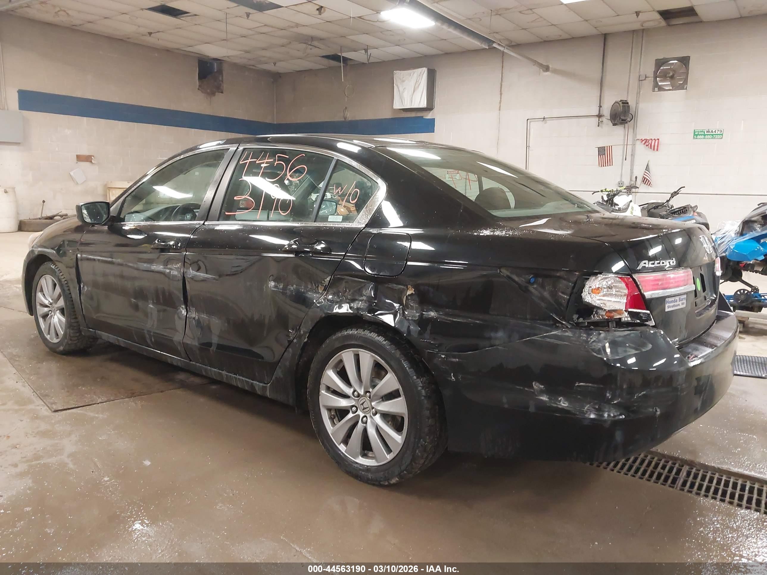 HONDA ACCORD image 6