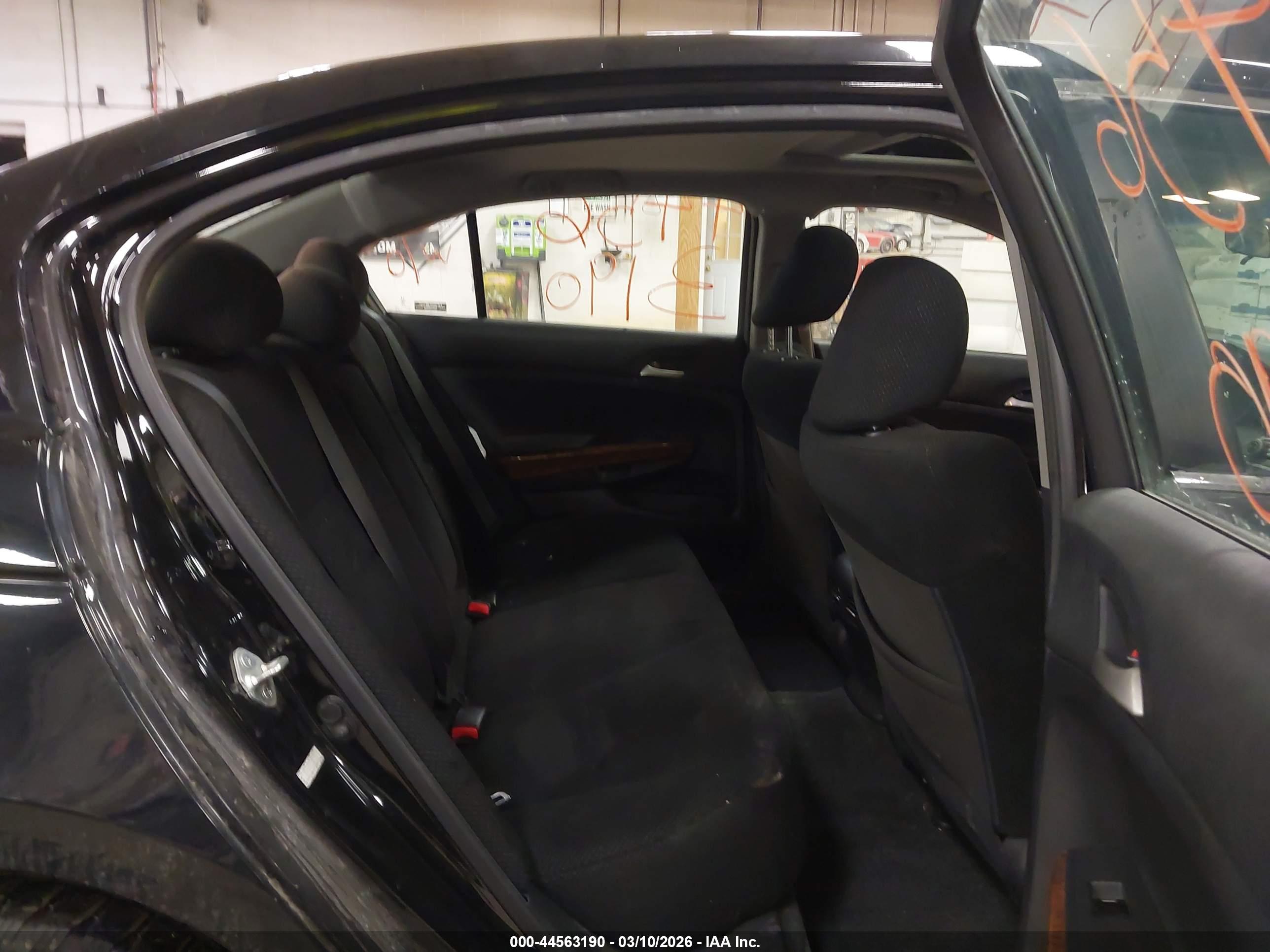 HONDA ACCORD image 8