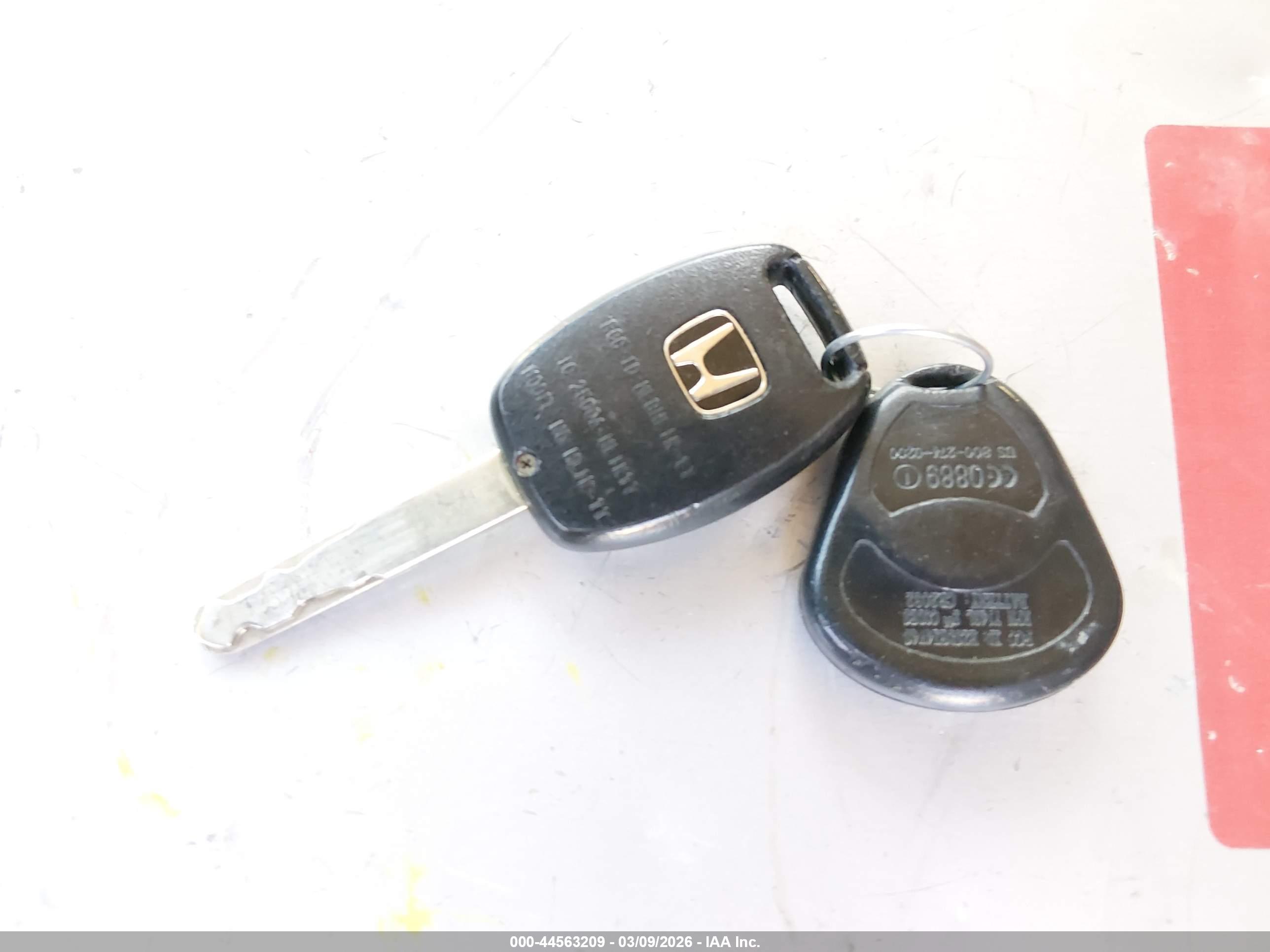 HONDA CR-V image 11